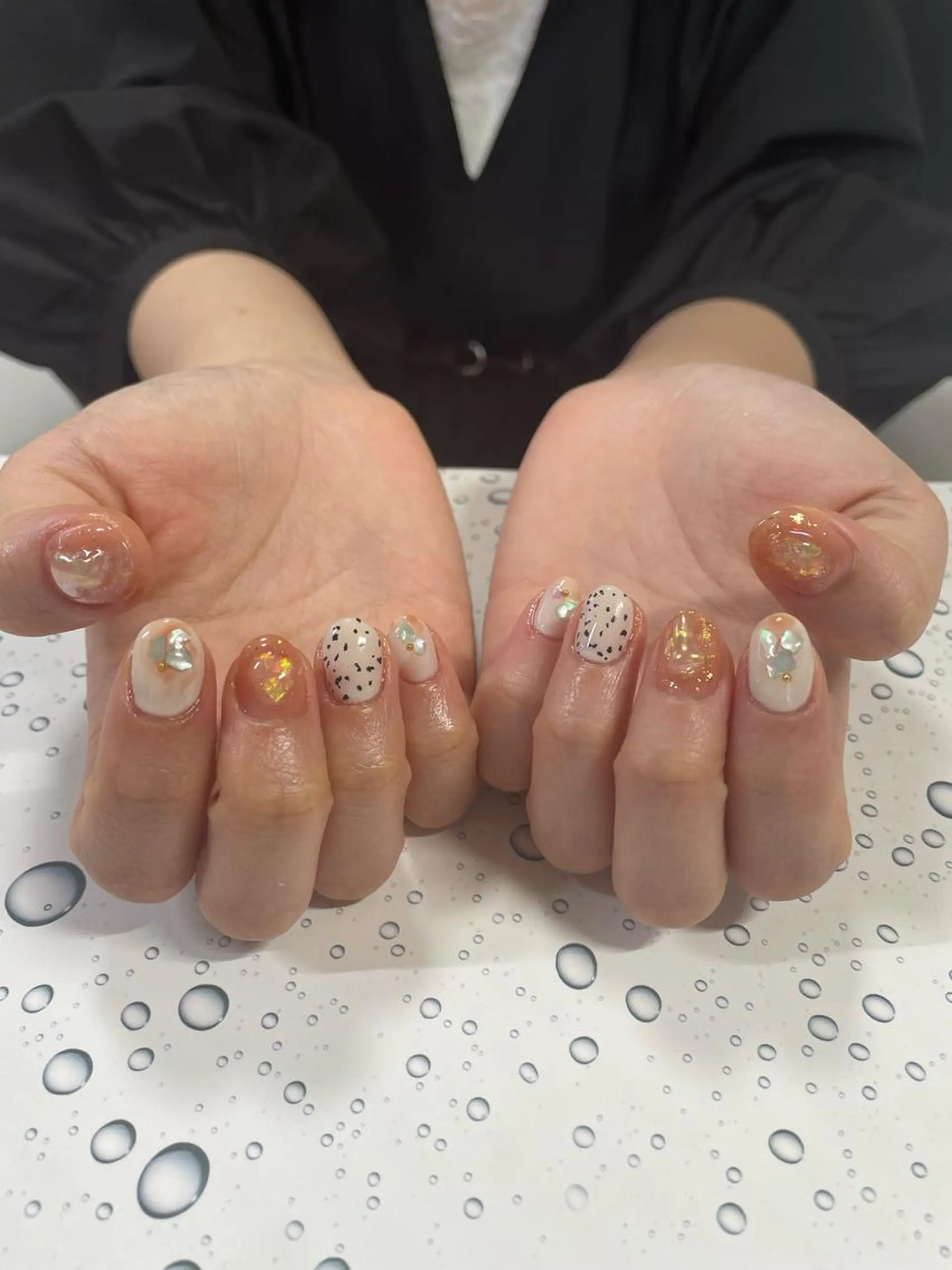 ネイル 持ち込み 奥園 良恵のネイルデザイン