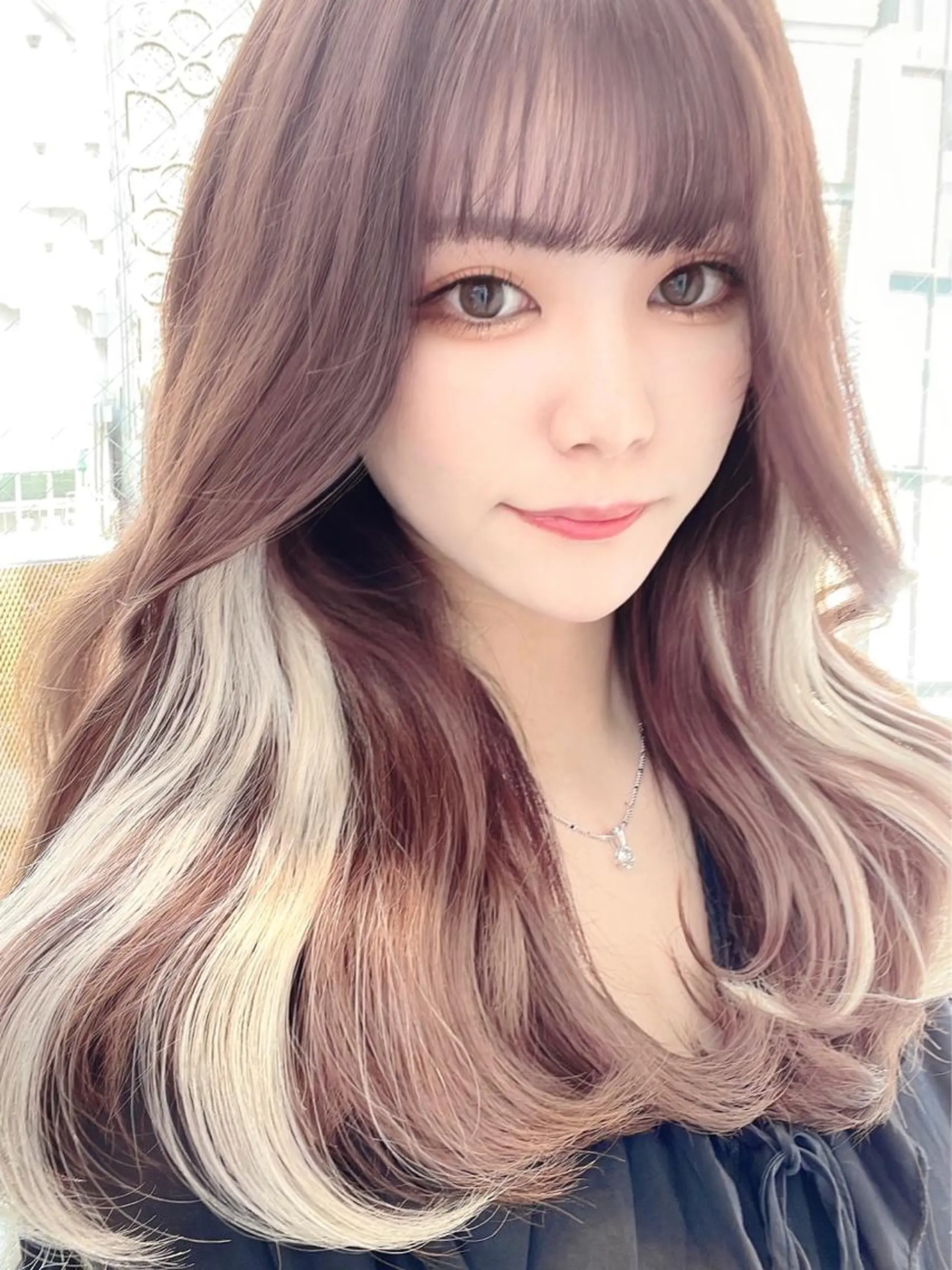 セミロング カラー アディクシーカラー ベージュカラー 透明感カラー イヤリングカラー グレージュ 顔周り特化/韓国ヘア /レイヤー/吉野幸大のヘアスタイル