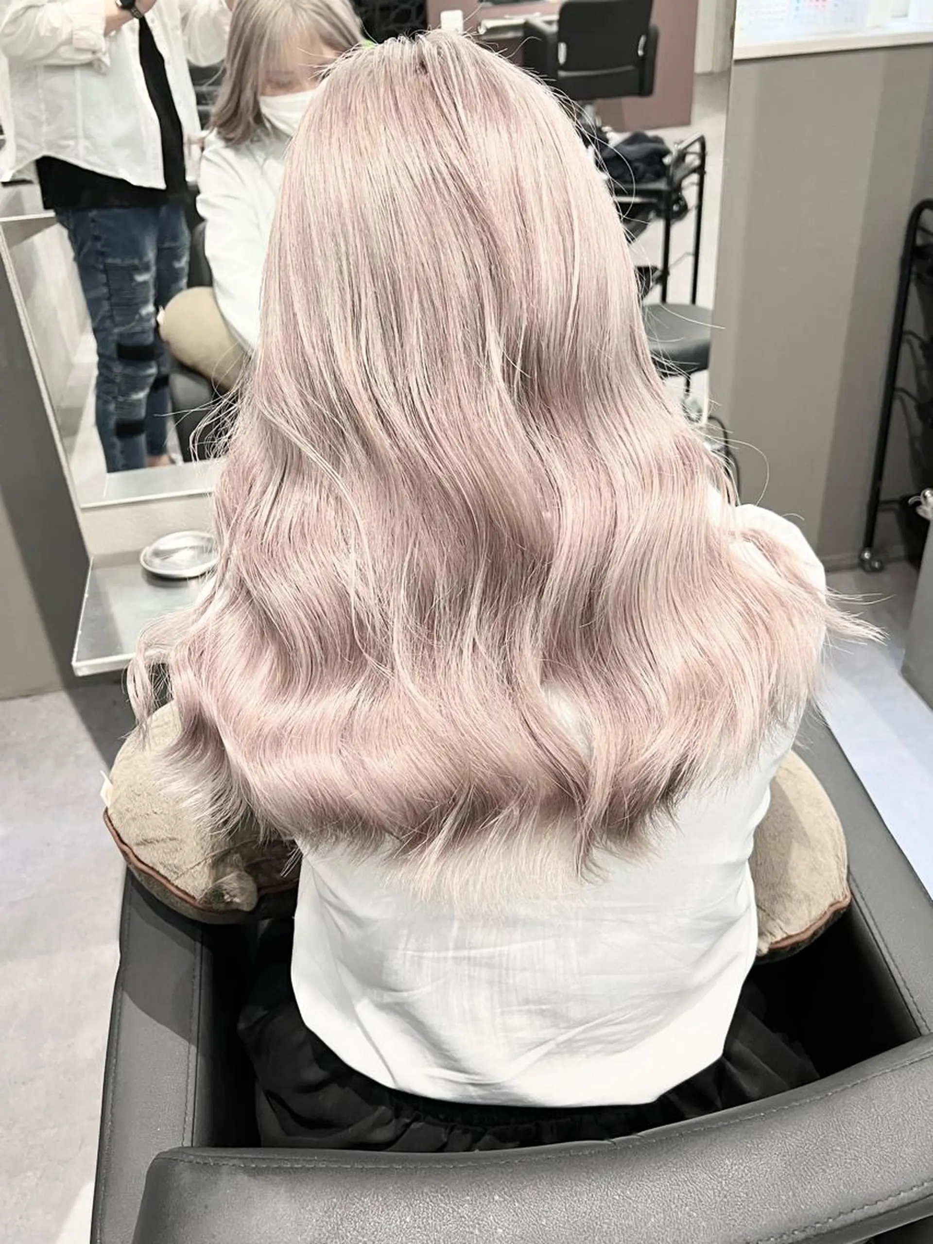 ロング カラー Via officialのヘアスタイル