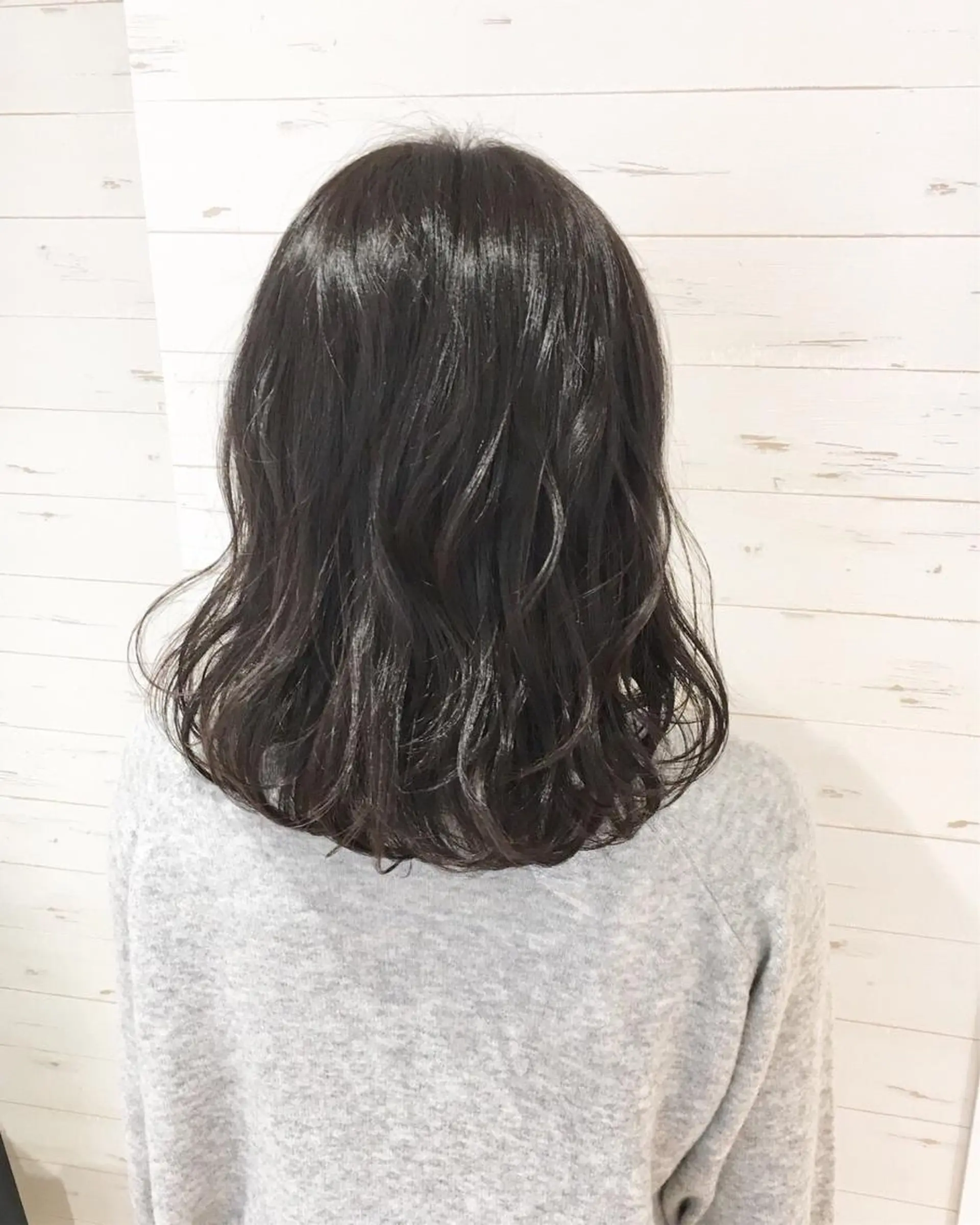 ミディアム ミヤザキ タクトのヘアスタイル