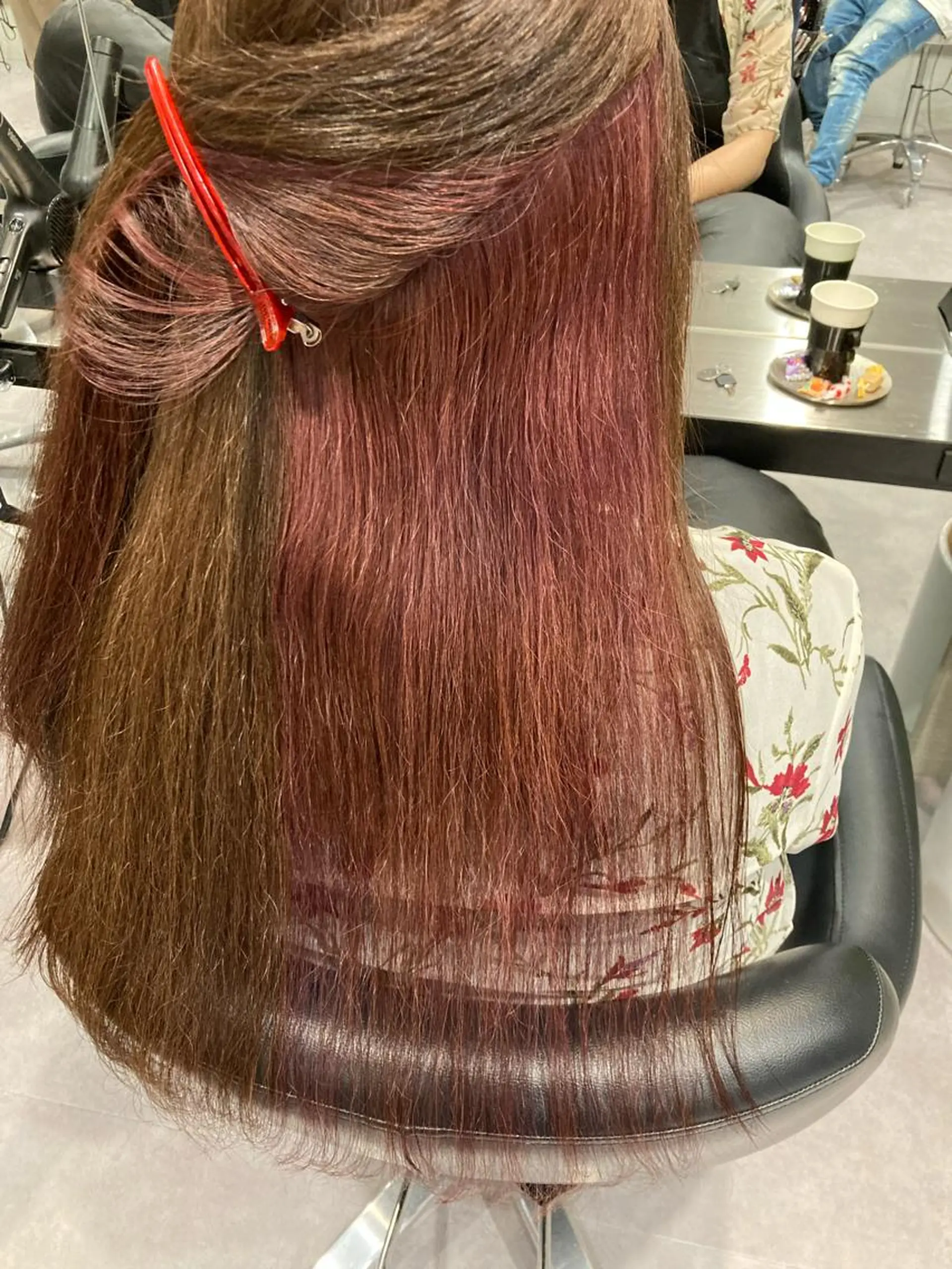 ロング カラー ブリーチ ピンクカラー ロング 豊中/メンズ特化 岡田 龍之介のヘアスタイル