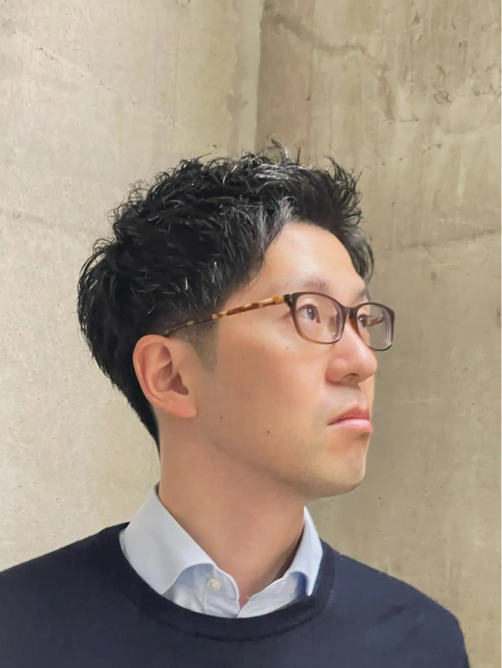 ショート パーマ メンズ アップバング ショートヘア YOSHIZAWA Inc. PREMIUM   築地店所属・爲清 葵のヘアスタイル