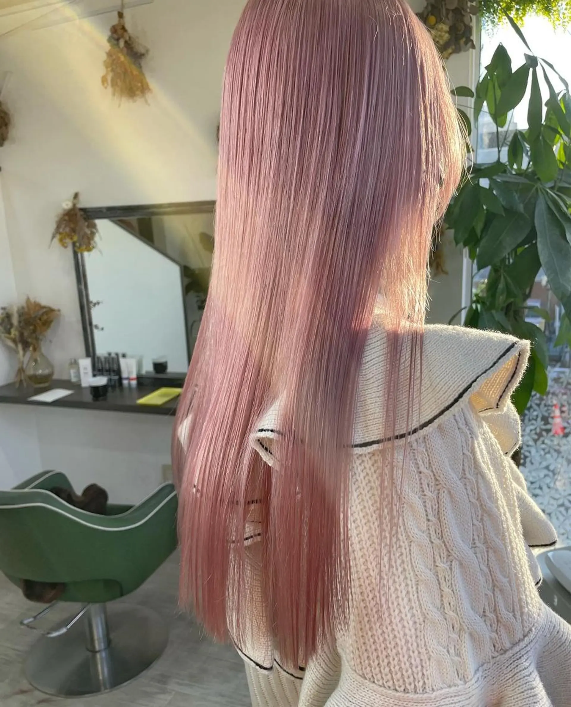 ロング カラー ブリーチ ピンクカラー ホワイトピンク カット ヘアカラー トリートメント force  hair所属・🫧富田 苑実🫧のヘアスタイル