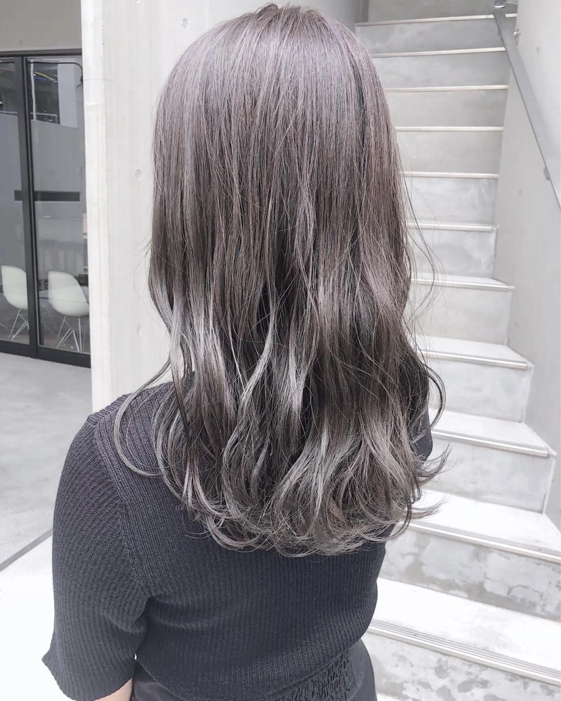 セミロング カラー ヘアアレンジ グラデーションカラー グレージュ 透明感カラー× レイヤーカット✨高梨のヘアスタイル