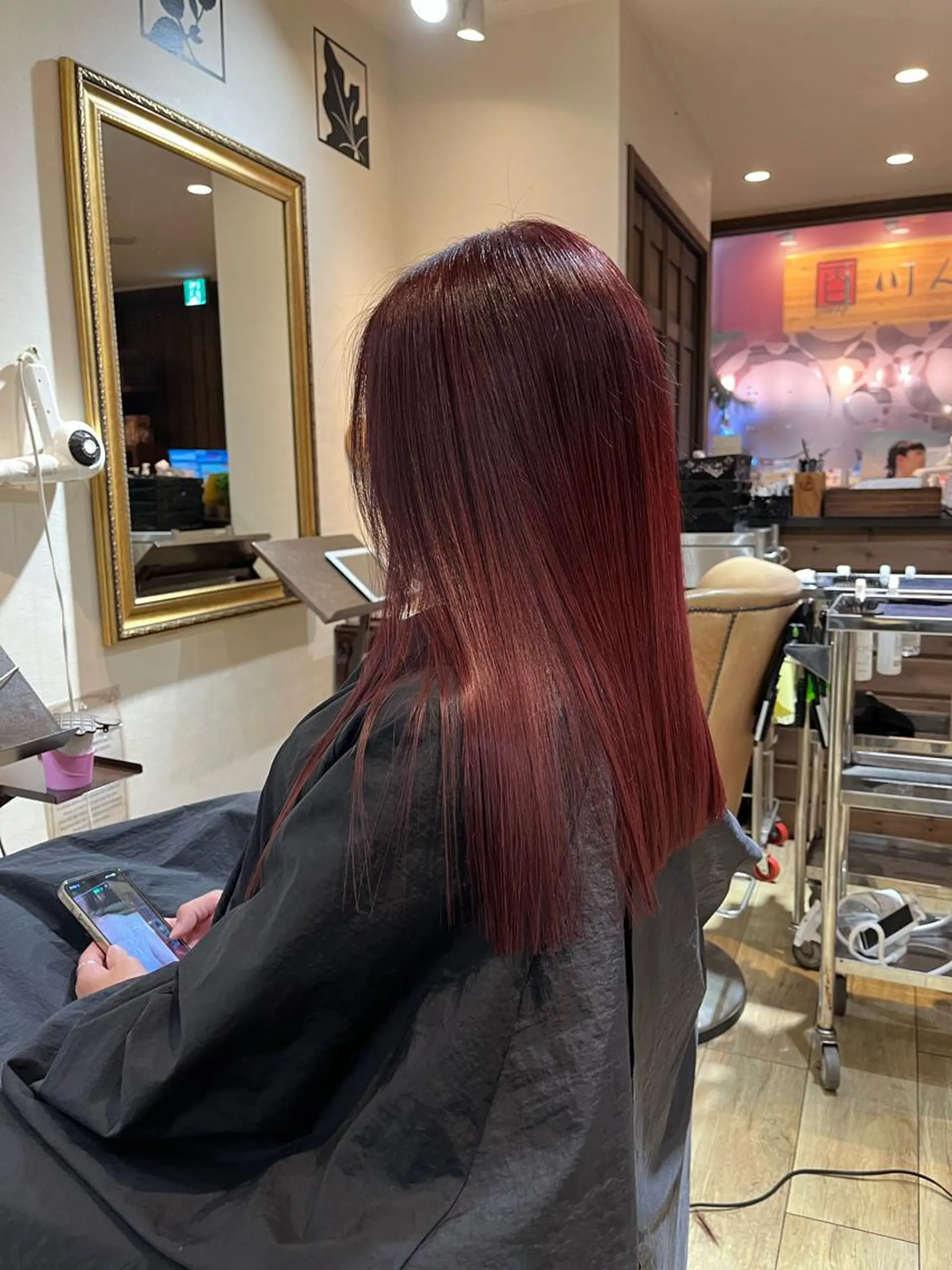 ロング カラー ブリーチ ブリーチなしカラー レッドカラー 縮毛矯正 ヘアカラー VOYAGE所属・中園 康のヘアスタイル