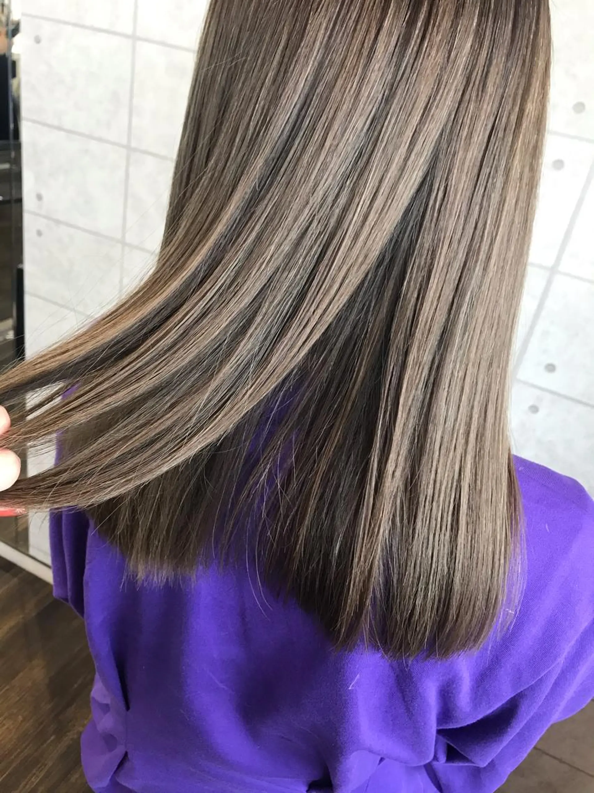 セミロング カラー knock【ノック】所属・烏丸韓国ヘア🇰🇷 ayaka🎀のヘアスタイル