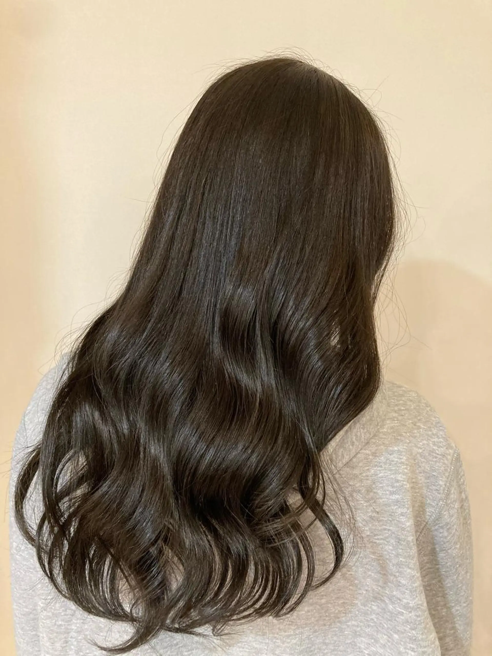 ロング カラー 水島 悠香子のヘアスタイル