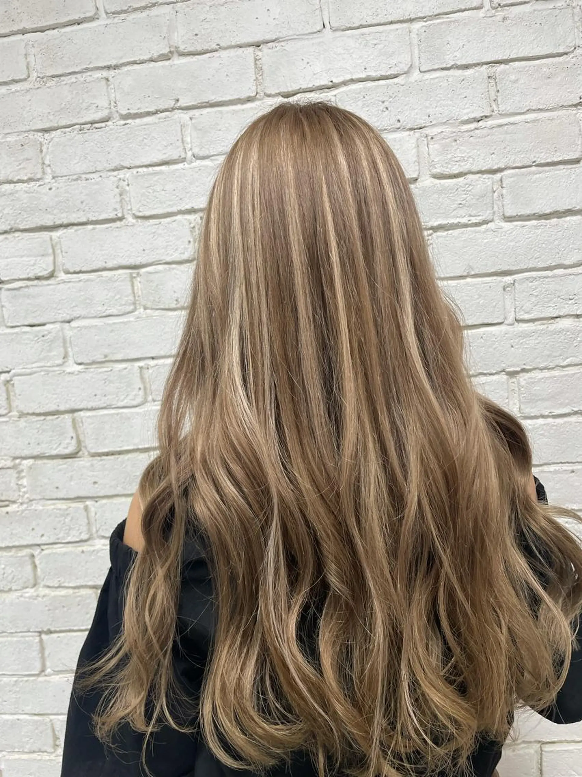 ロング カラー エクステ 艶ハイトーン👑♡ NATSUKIのヘアスタイル