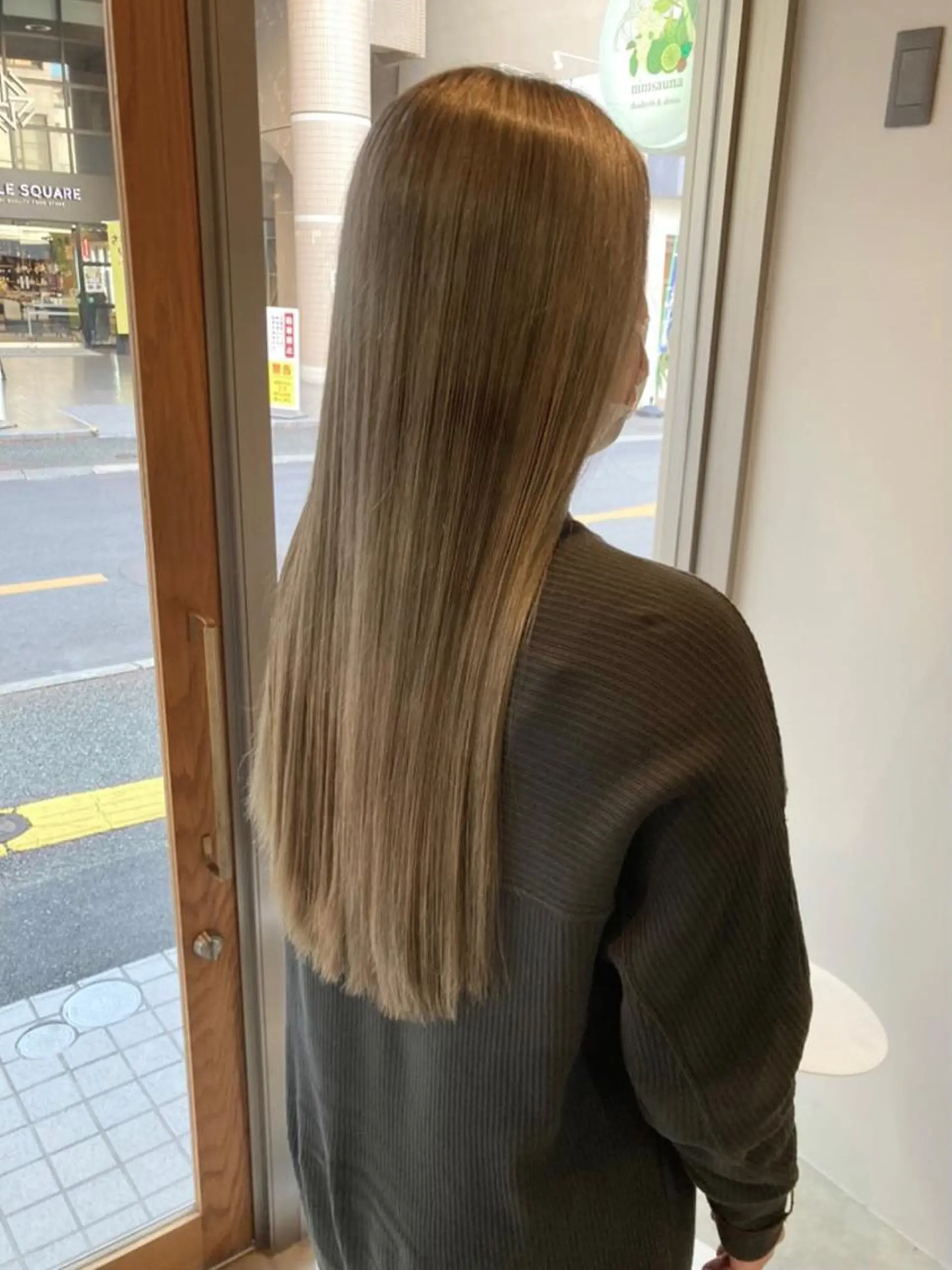 ロング ロング F-card所属・shiga mariaのヘアスタイル