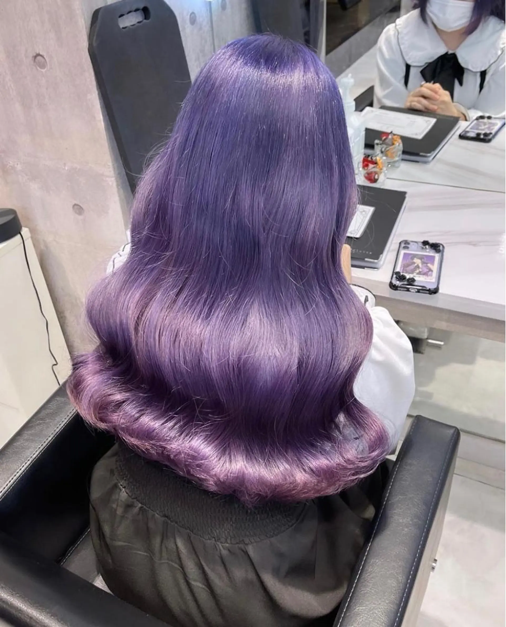 ロング カラー パーマ ヘアアレンジ メンズ キッズ ネイル マツエク・マツパ アイブロウ トリートメント ハイトーン/ピンク 💗モモ໒꒱のヘアスタイル