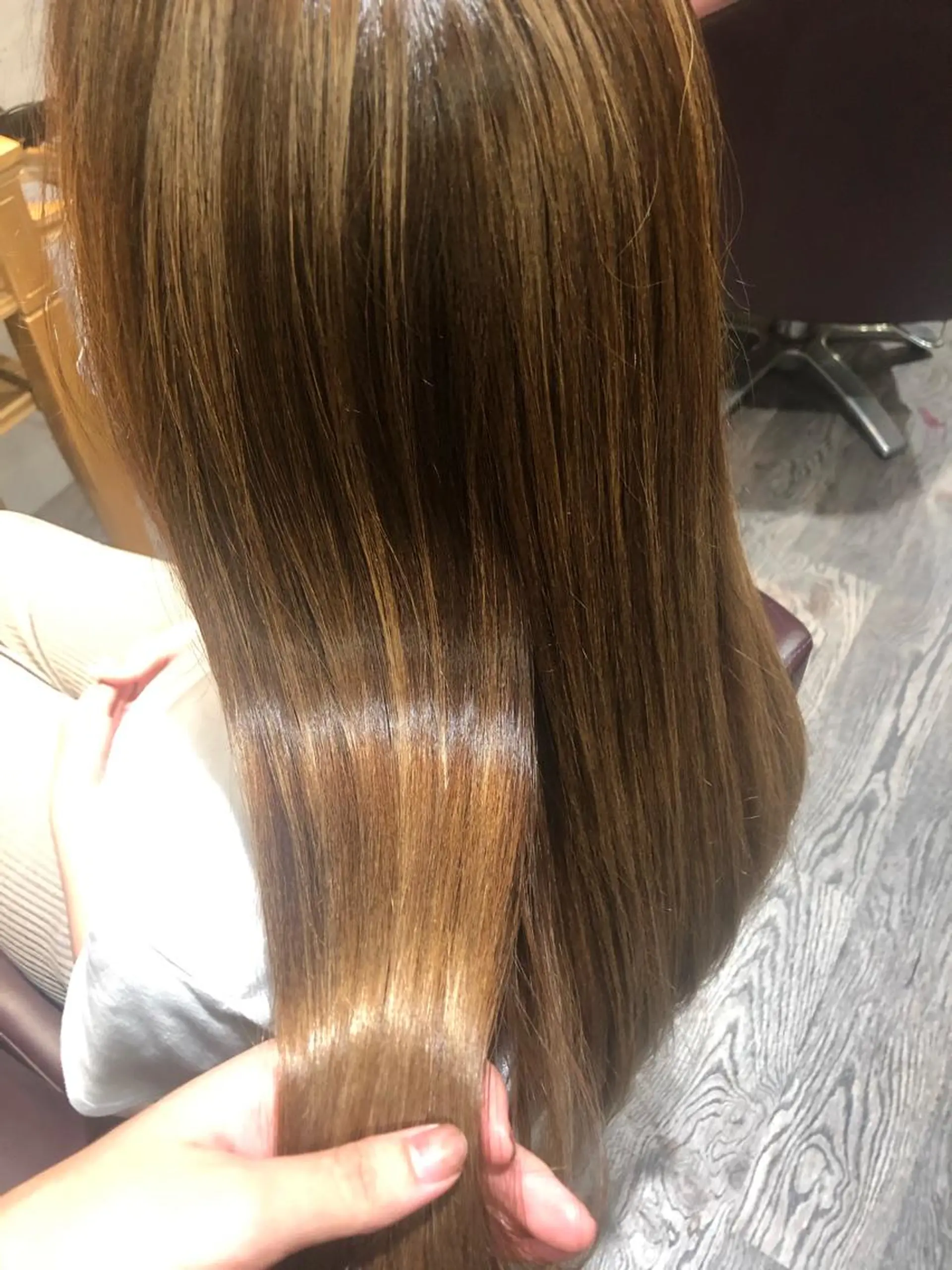 ロング 🦄艶カラー×韓国 NANA💎🐬のヘアスタイル