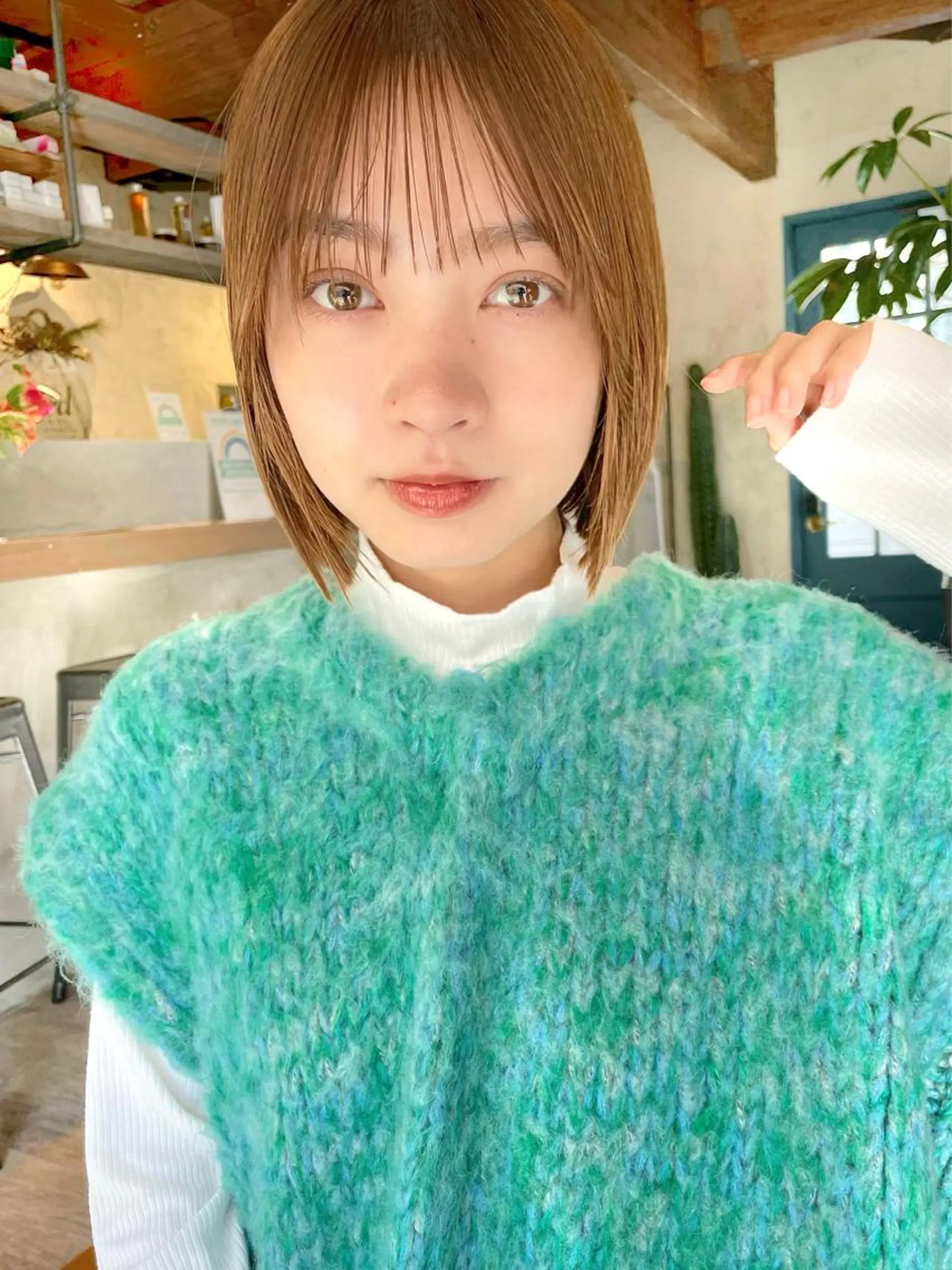 ショート カラー 結べるレイヤーボブ くびれLady表参道のヘアスタイル