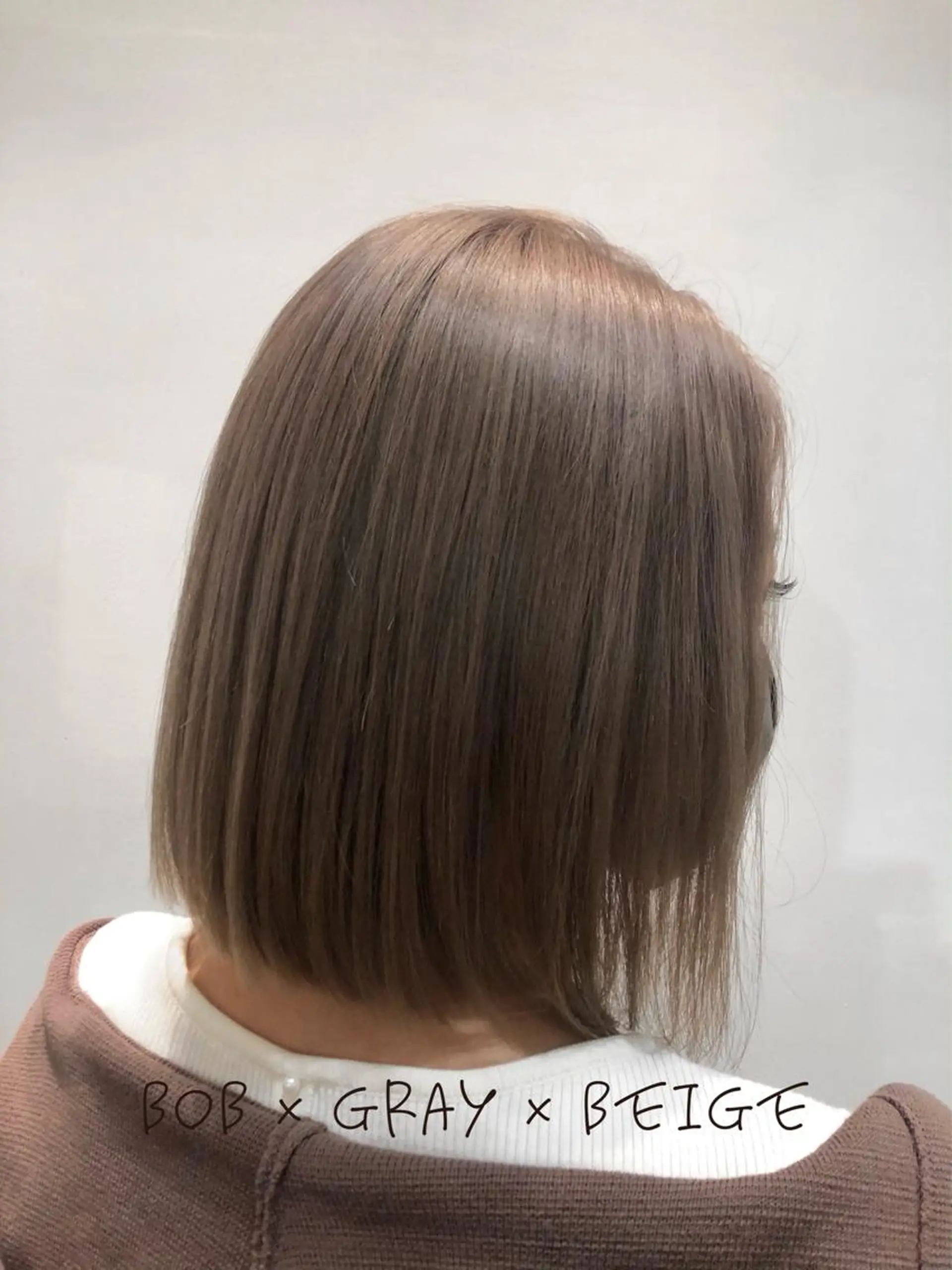 ショート カラー ブリーチ 透明感カラー グレージュ 湯田実津希🤎 ﾐﾙｸﾃｨ専門のヘアスタイル