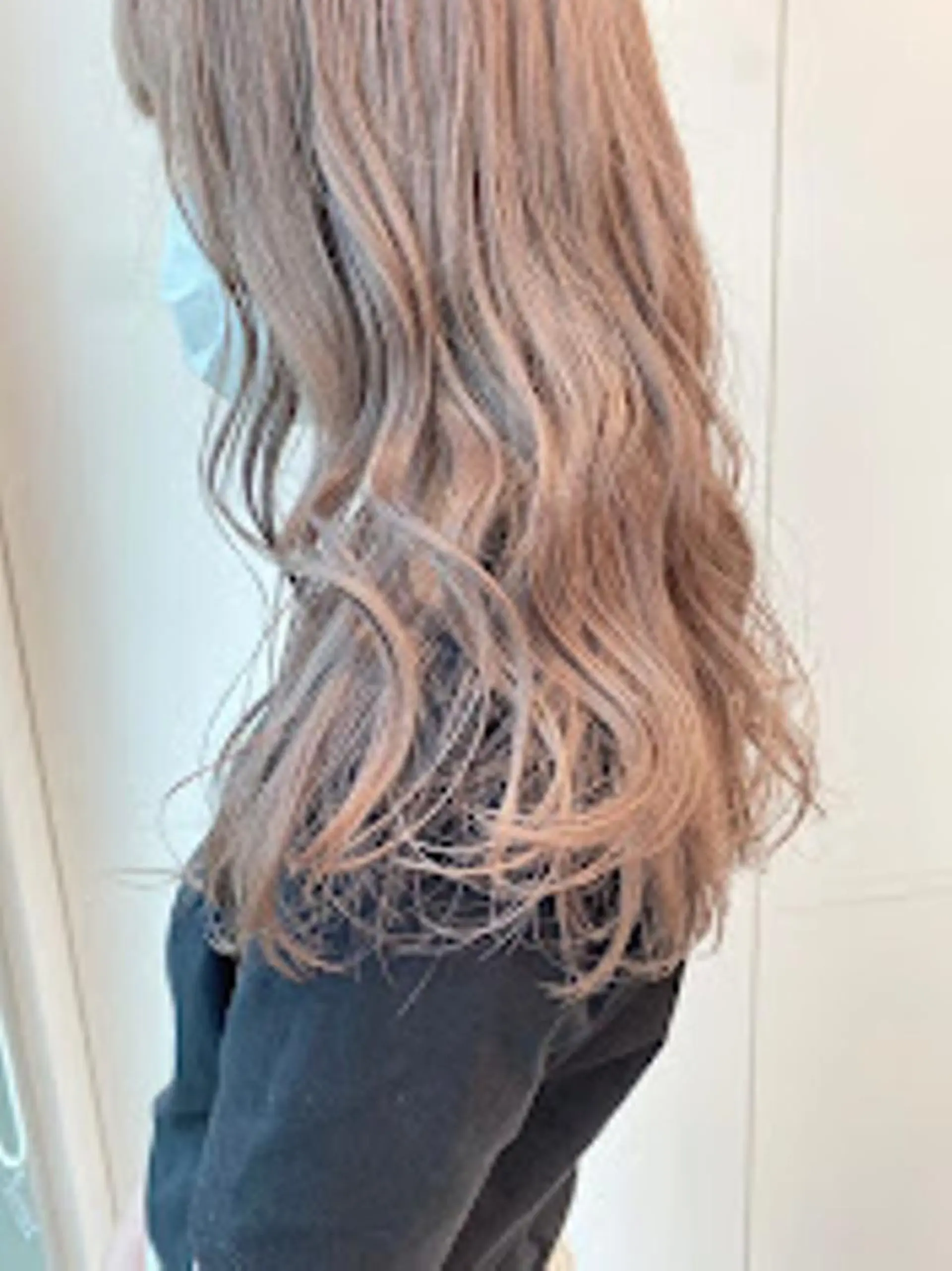 カラー 🕊️<公式> BABY上野🕊️のヘアスタイル