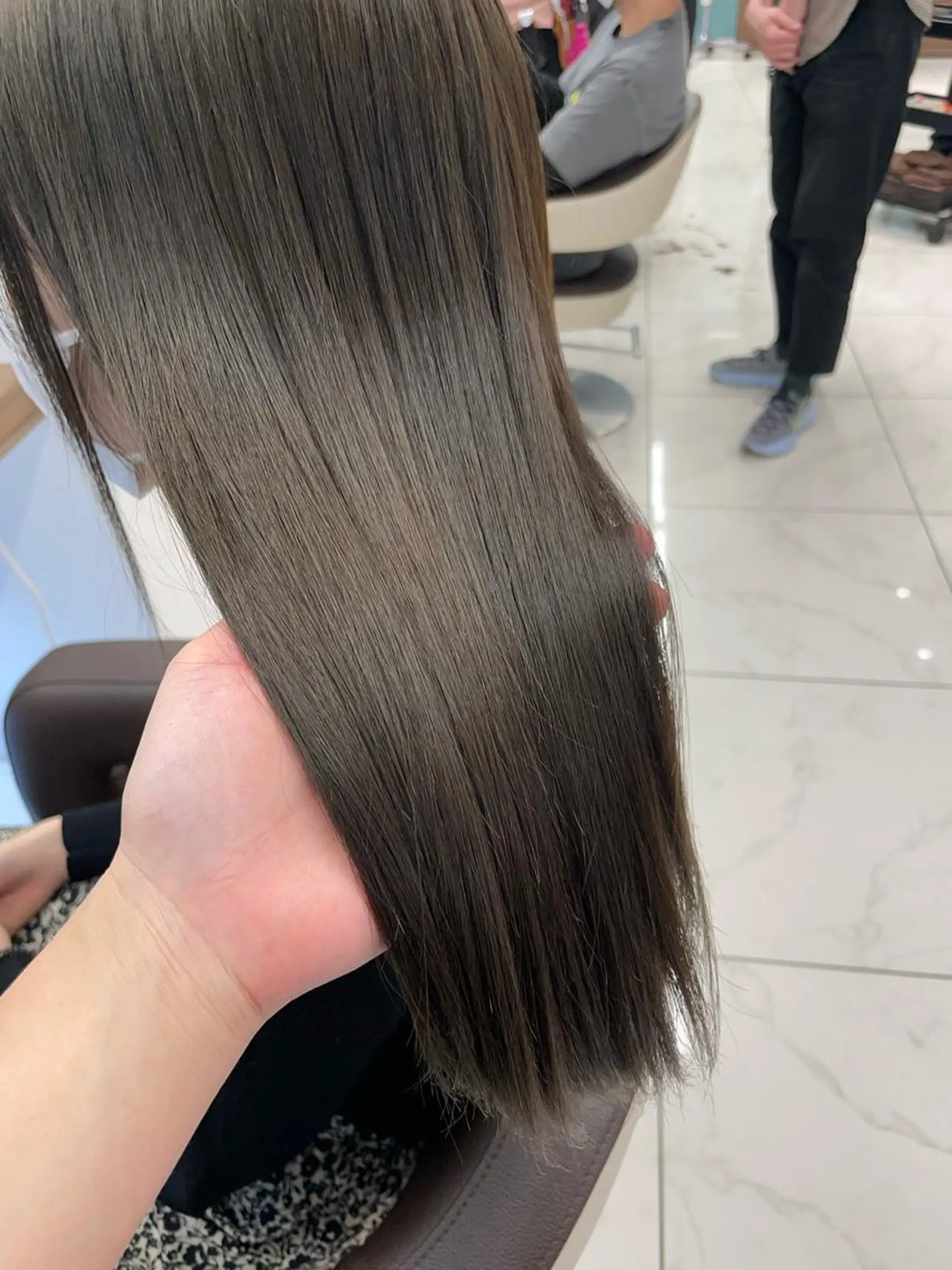 セミロング カラー 髪質改善 トリートメント 福島成美/髪質改善 縮毛矯正/カラーのヘアスタイル