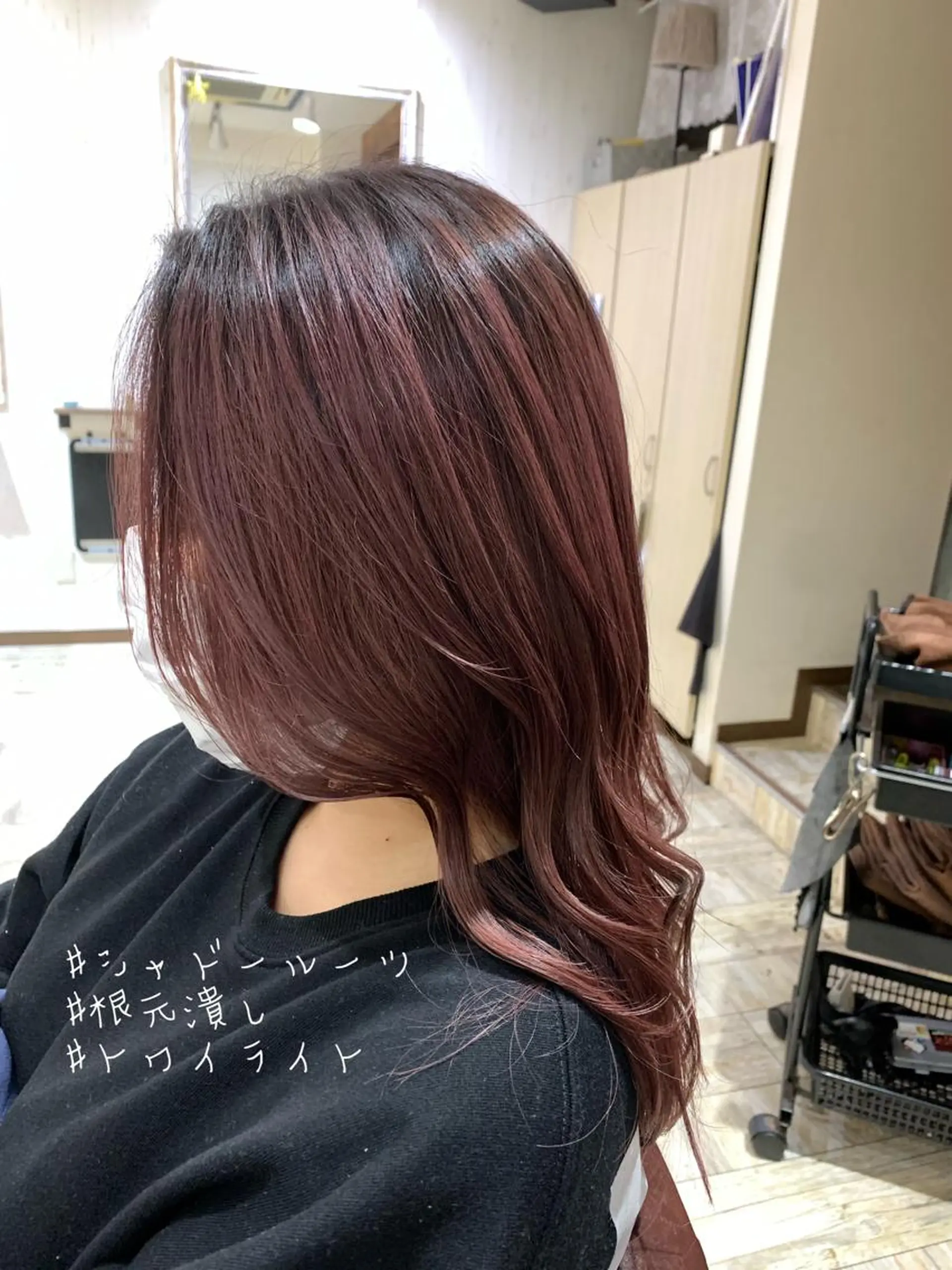 セミロング カラー アッシュ ベージュカラー ブルーカラー ブルーグレー ブルーグレージュ カット ヘアカラー トリートメント 西山竜一 /大人ナチュラルのヘアスタイル