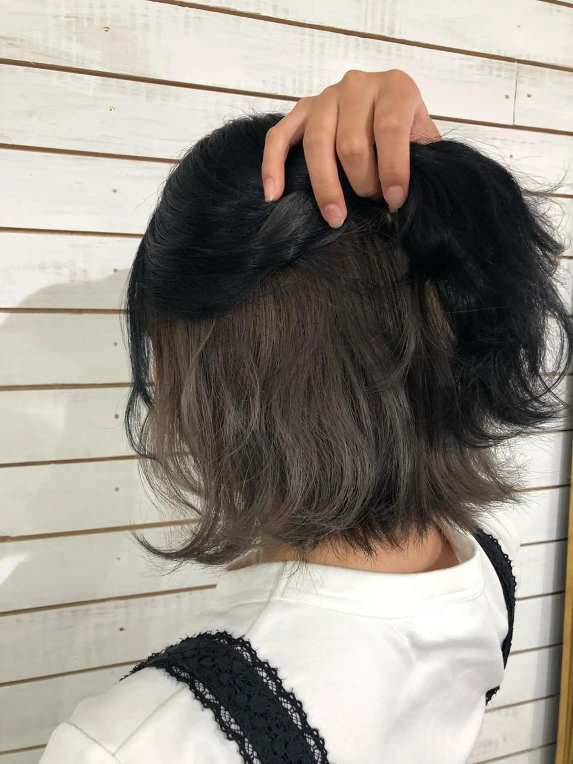 ミディアム カラー ヘアアレンジ 黒髪 ブルーカラー ブルーブラック ヘアカラー 🦋美髪／エクステ 🦋アベイクミのヘアスタイル