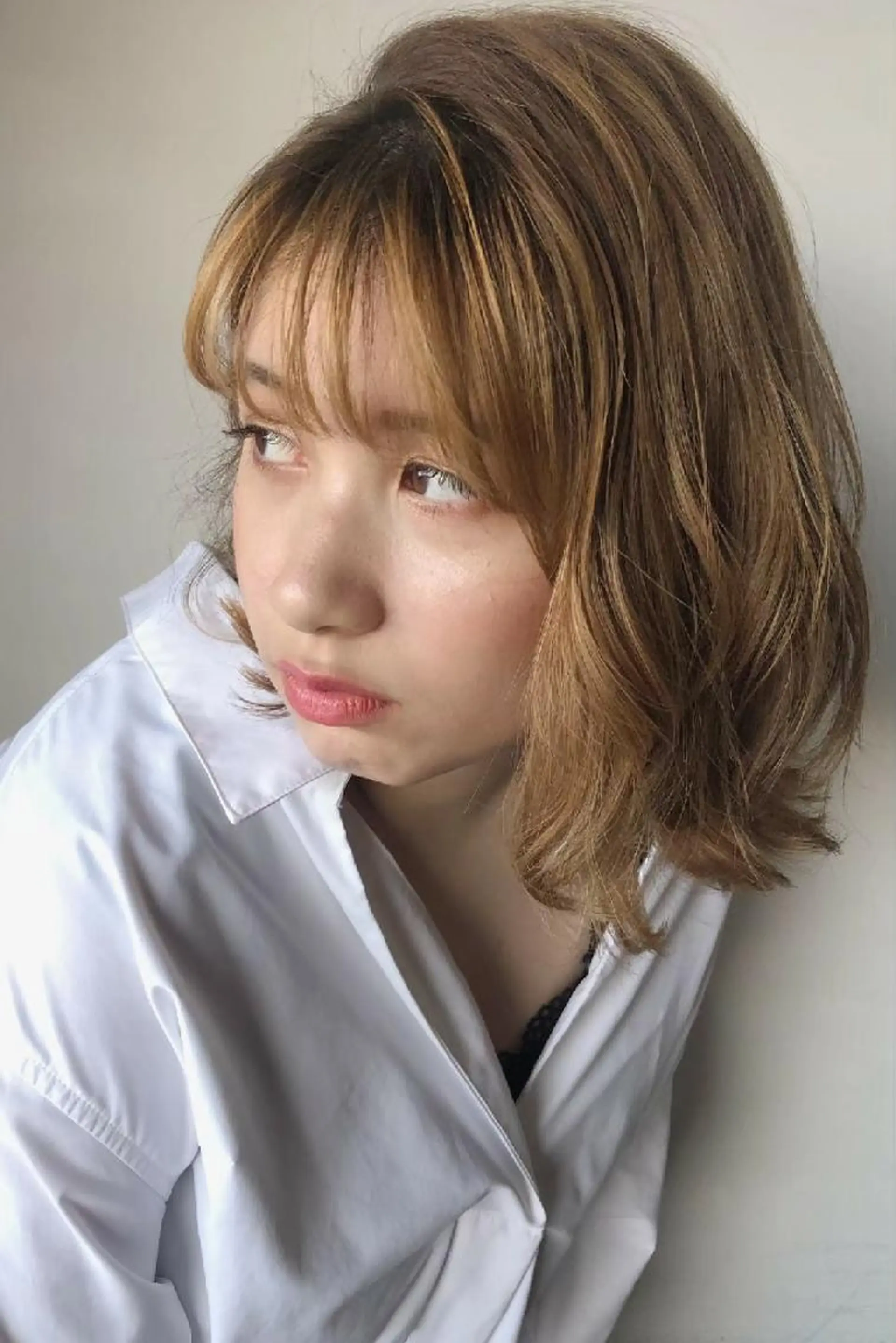 ミディアム カラー 【大宮】デザイナー Anne 諳 アンのヘアスタイル