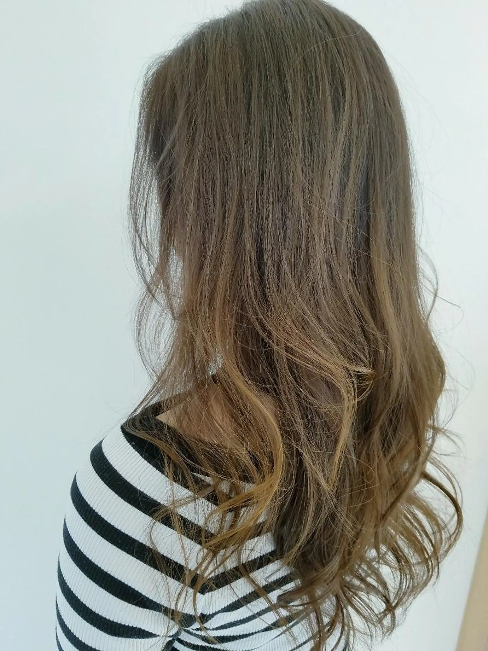 ロング カラー アッシュ ダークアッシュ グラデーションカラー 髪質改善/ハイライト 小林秀樹のヘアスタイル