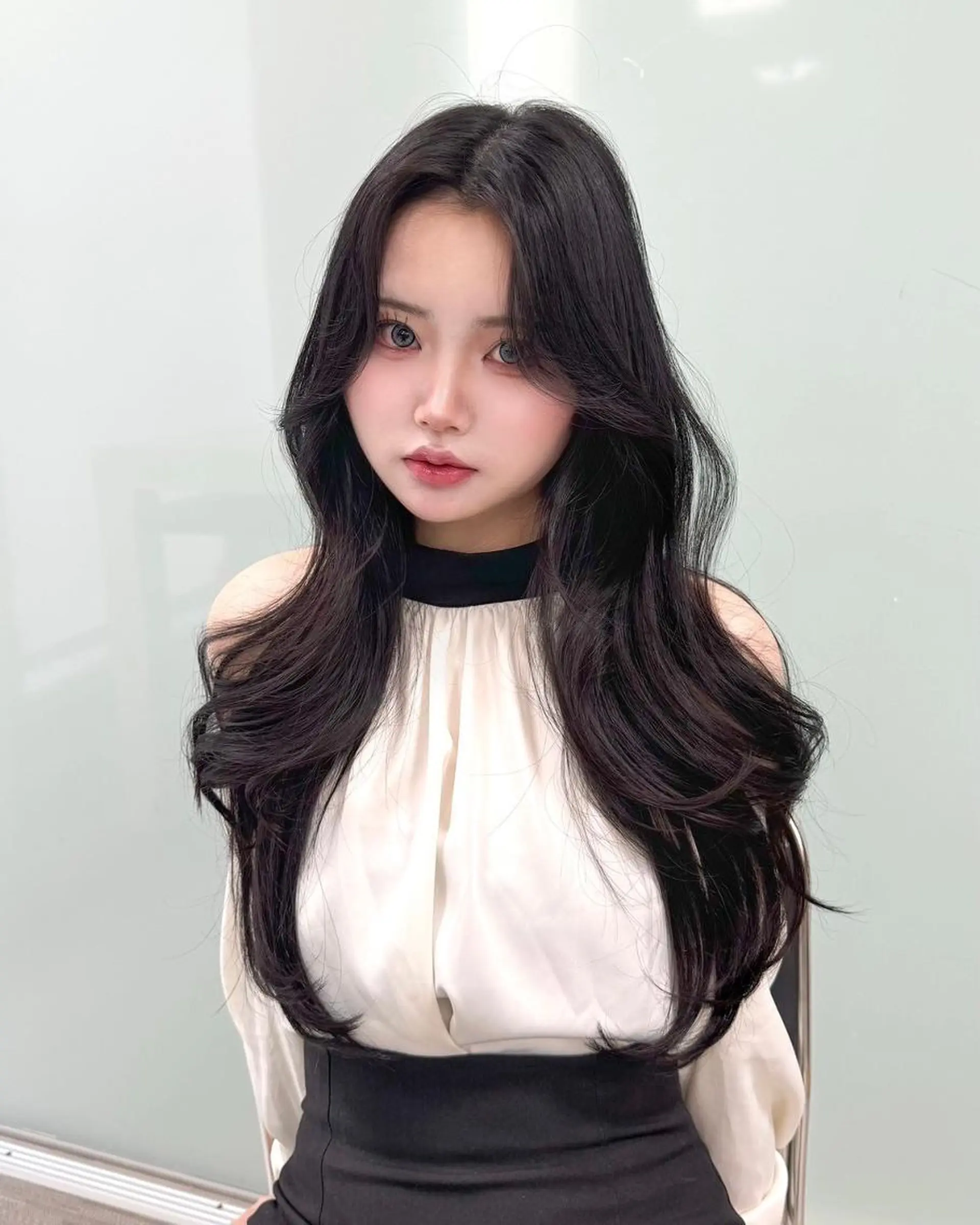 カラー くびれヘア🤍韓国 レイヤー💍パレードのヘアスタイル