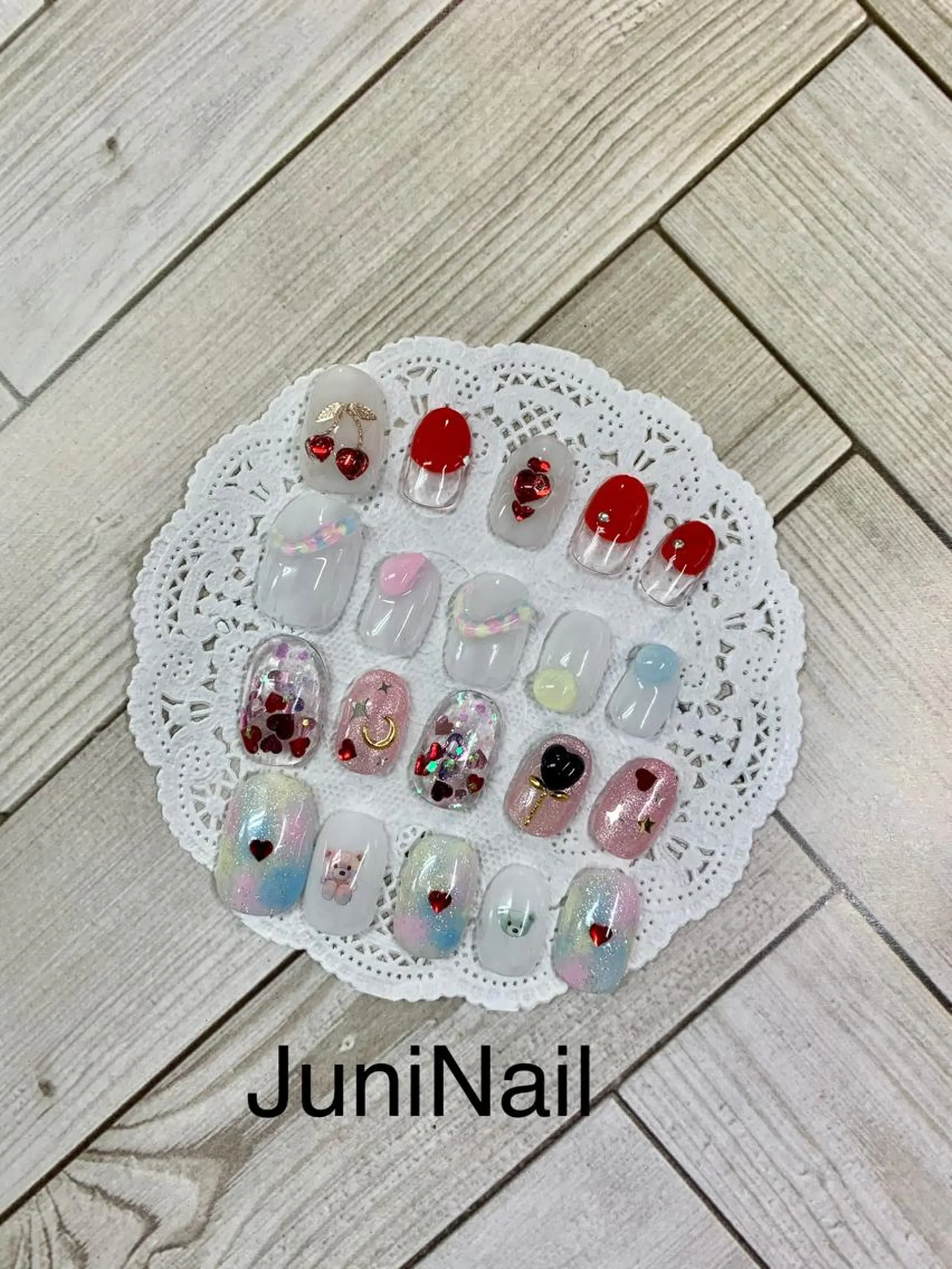 ネイル ハンドネイル JuniNail 주니네일🇰🇷suのネイルデザイン