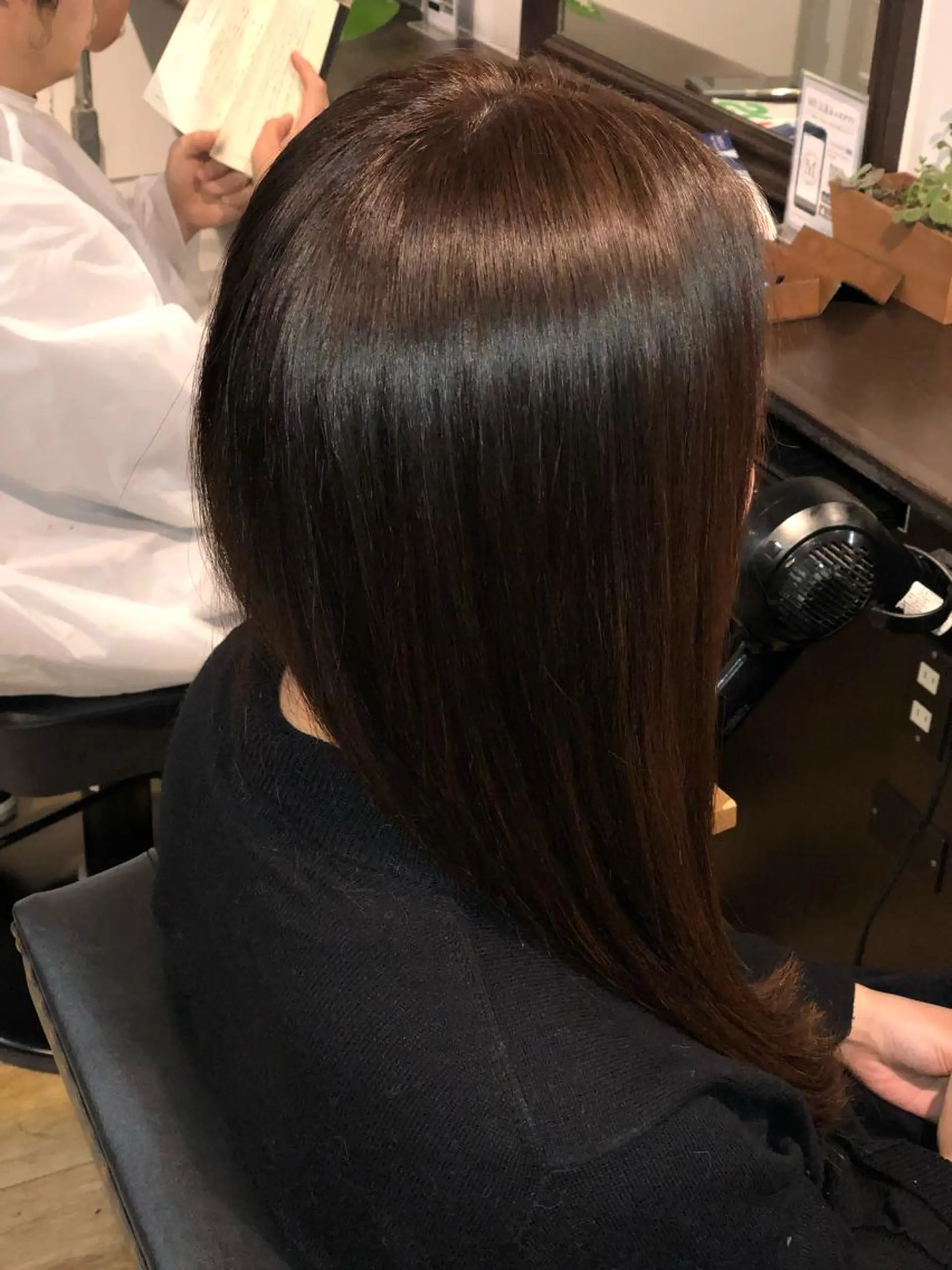 カラー Agu hair Lazuli所属・松本 マサシのヘアスタイル