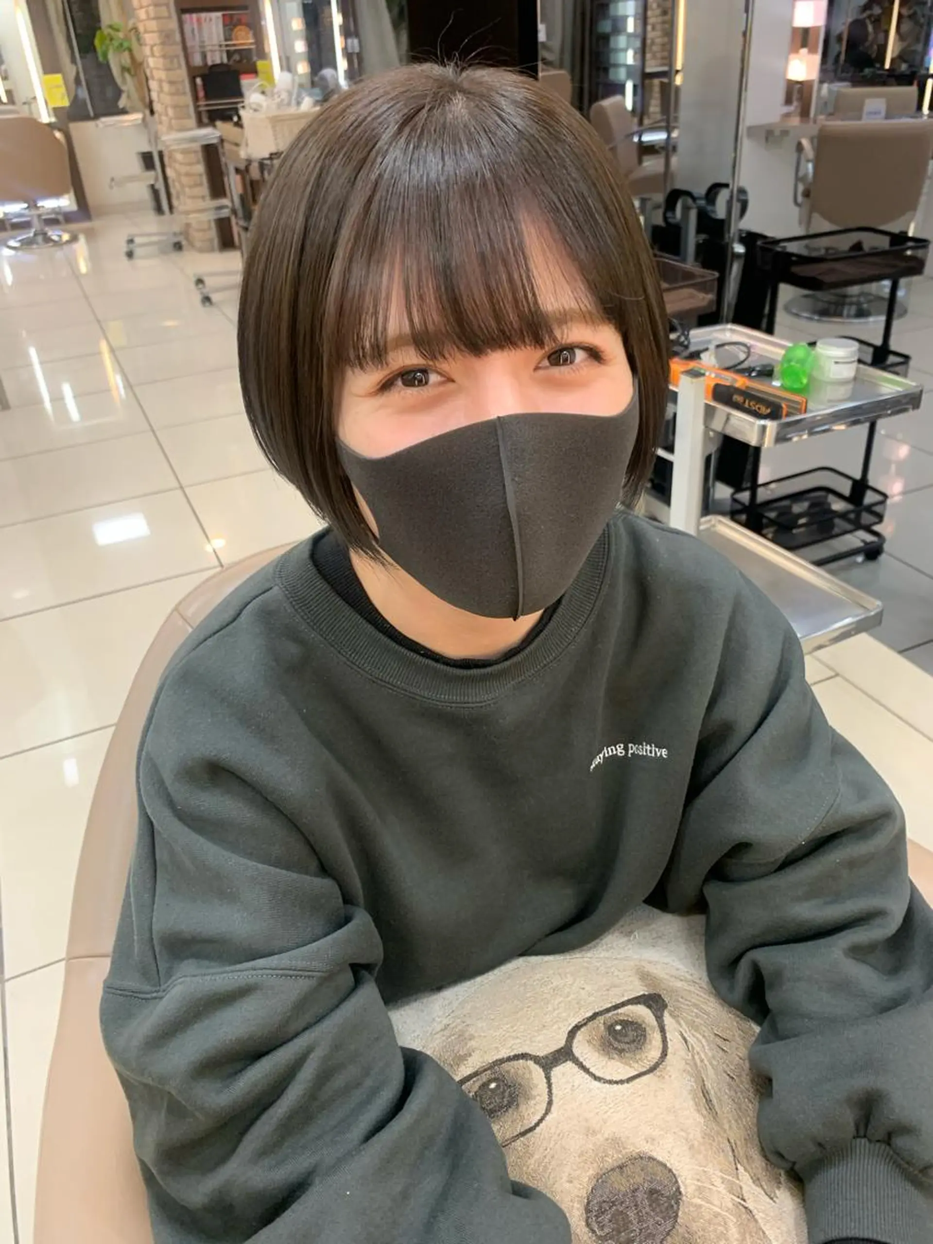 ショート カラー 羽エクステ🩷 🤍まき🤍のヘアスタイル