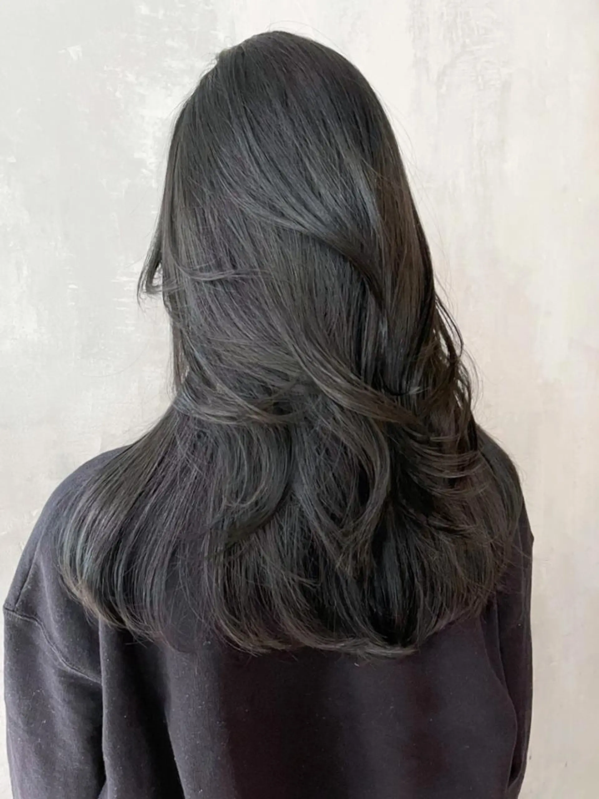 セミロング カラー パーマ ヘアアレンジ アッシュ レイヤーカット ITbyALBUM 八王子店のヘアスタイル