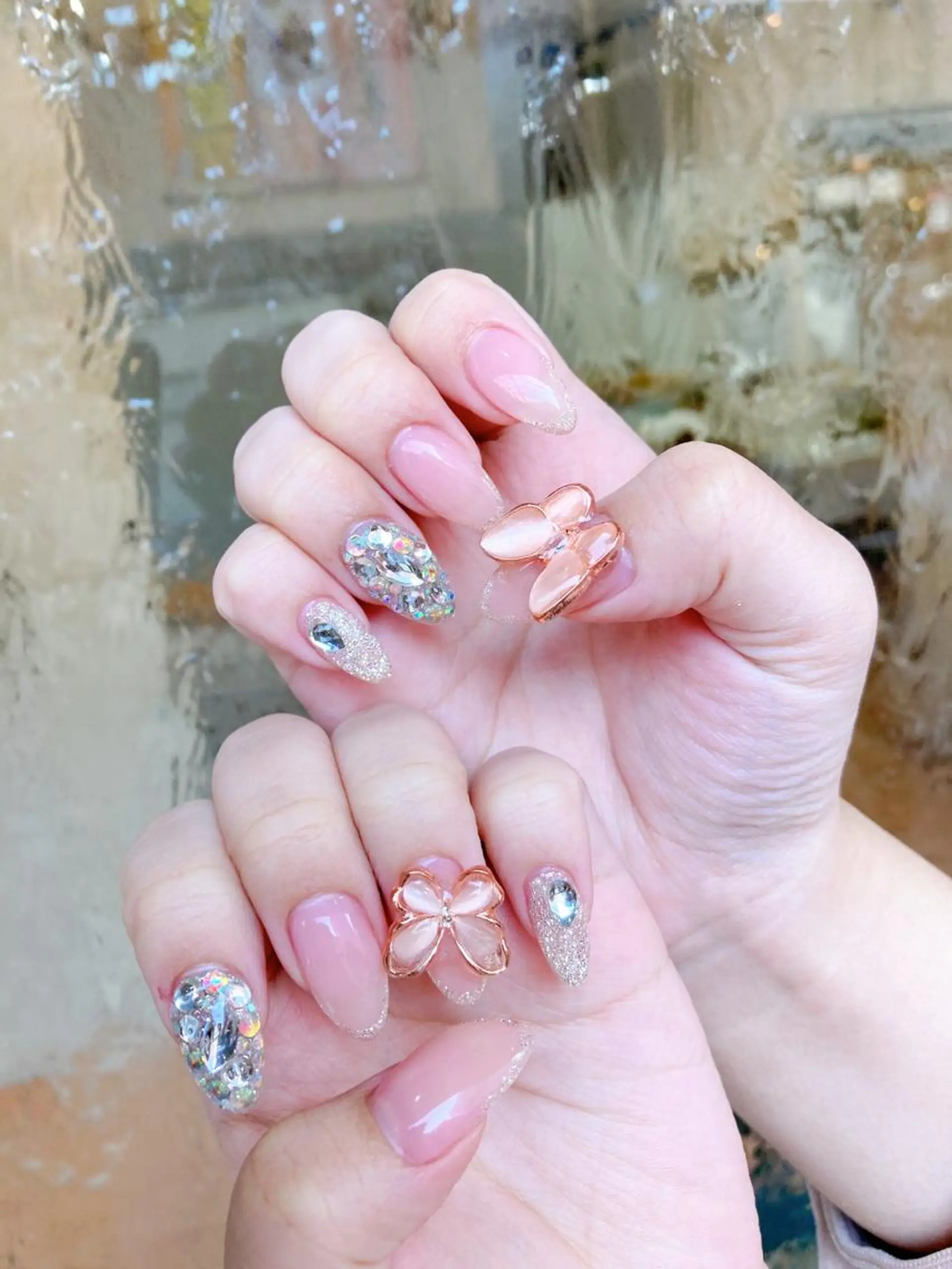 ネイル ハンドネイル Nest 平出のネイルデザイン