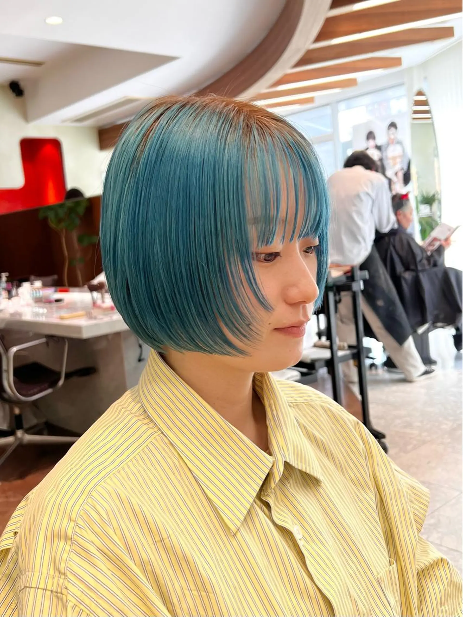 ショート カラー tokute Takahashiのヘアスタイル
