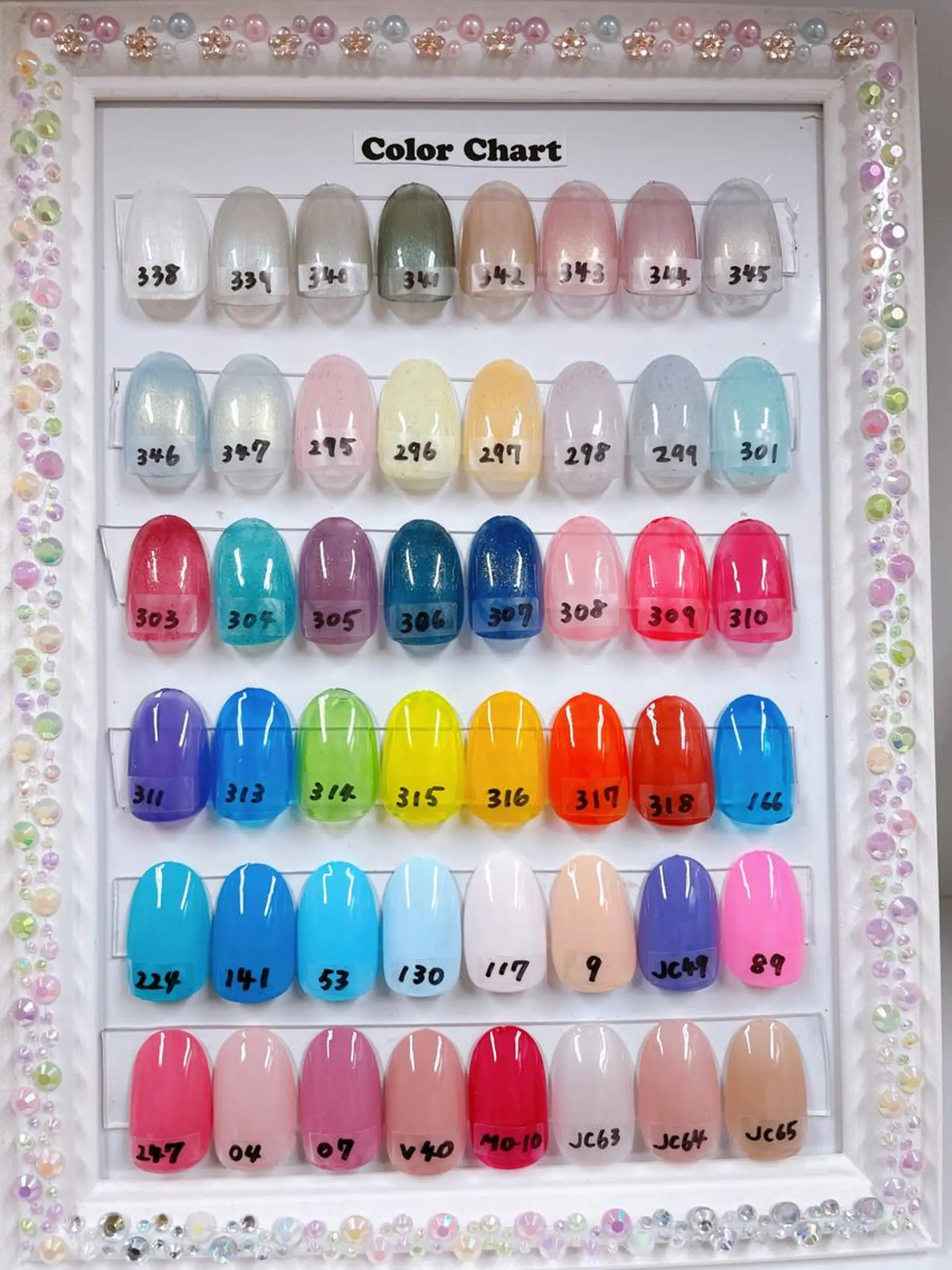 ネイル 芦辺 香奈のネイルデザイン