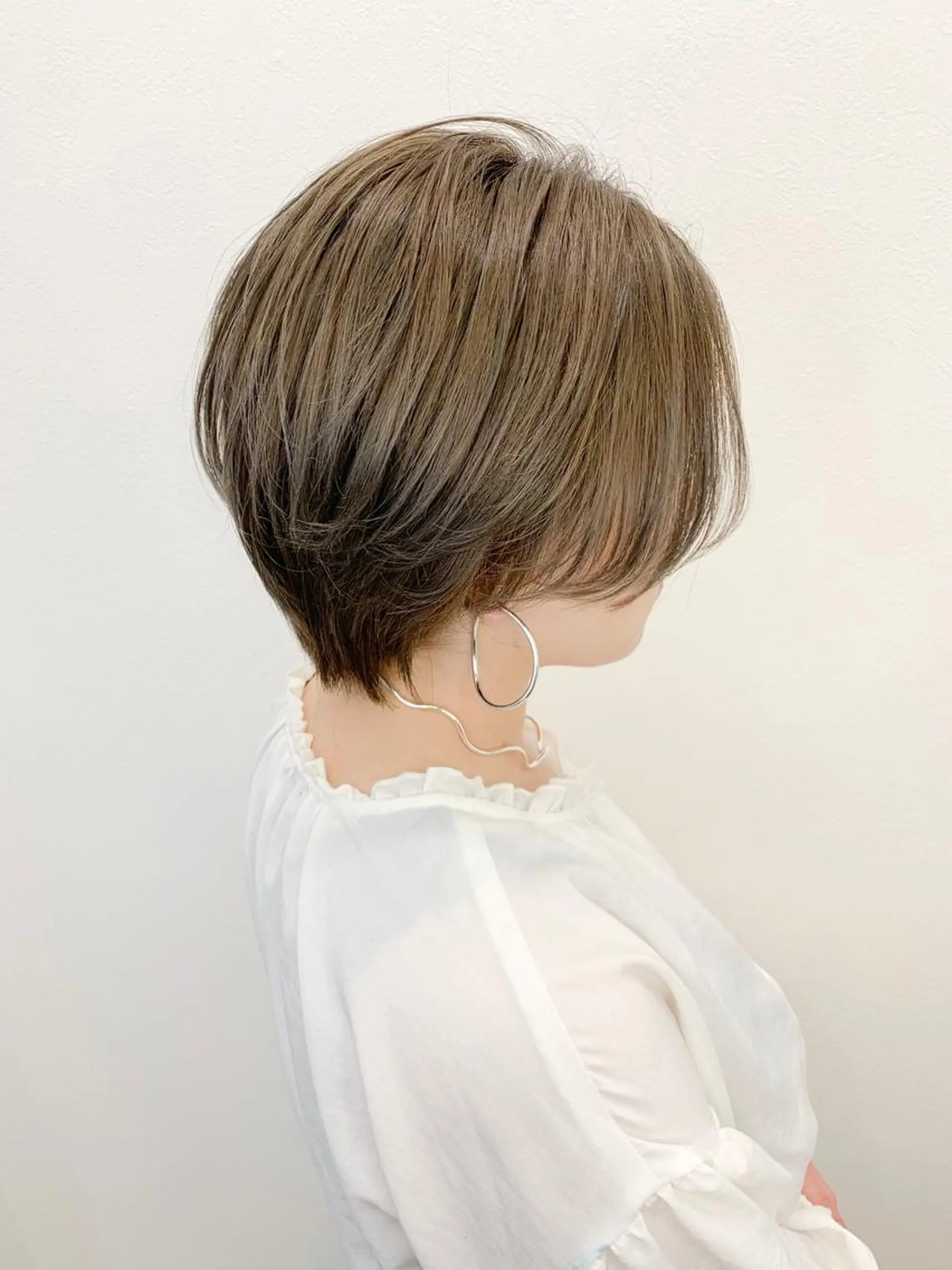 ショート ハンサムショート ショートヘア カット ヘアカラー トリートメント AKANE 【zina新宿】のヘアスタイル