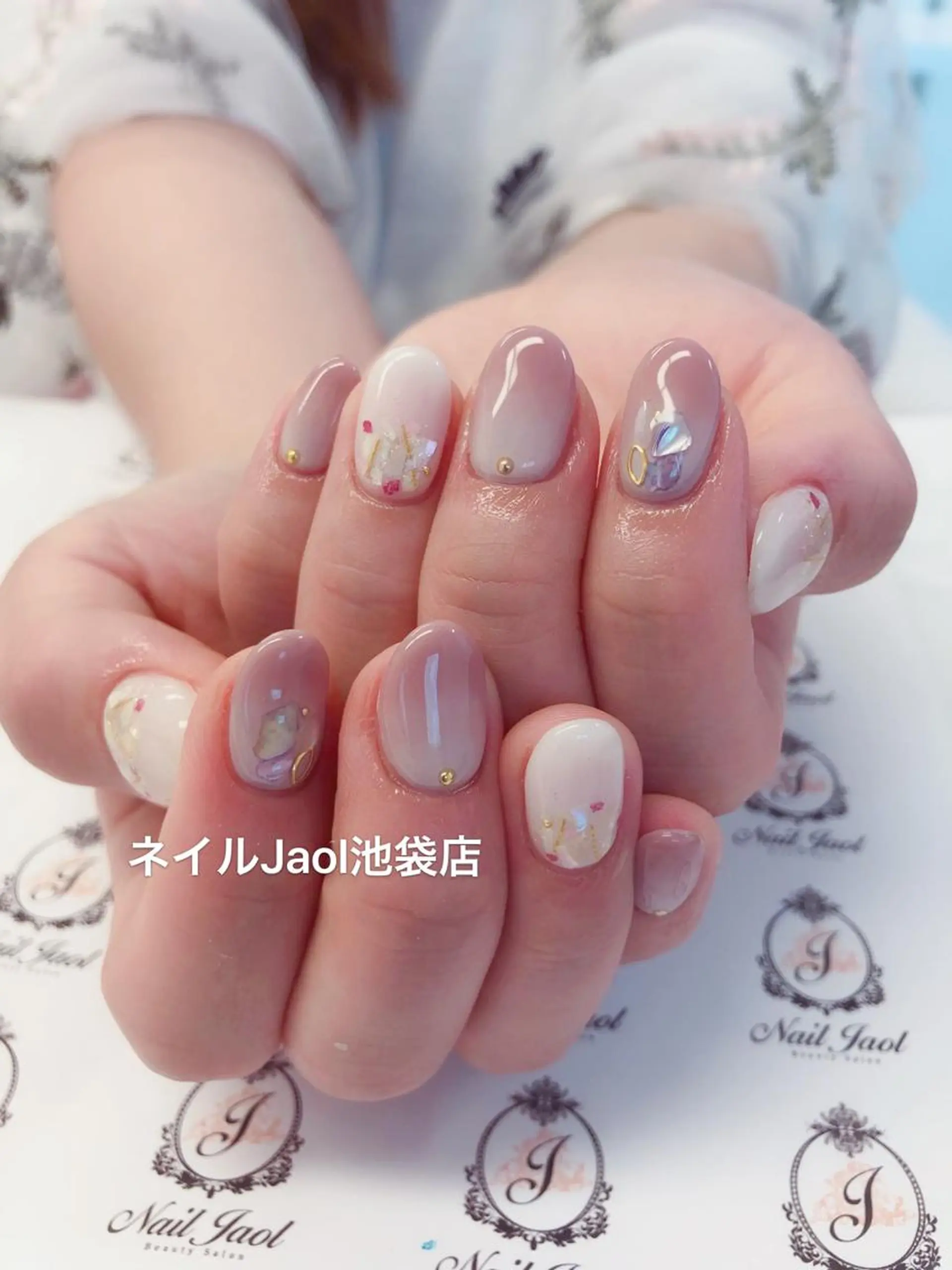 ミディアム nail jaol池袋店所属・ネイルJaol 池袋のネイルデザイン