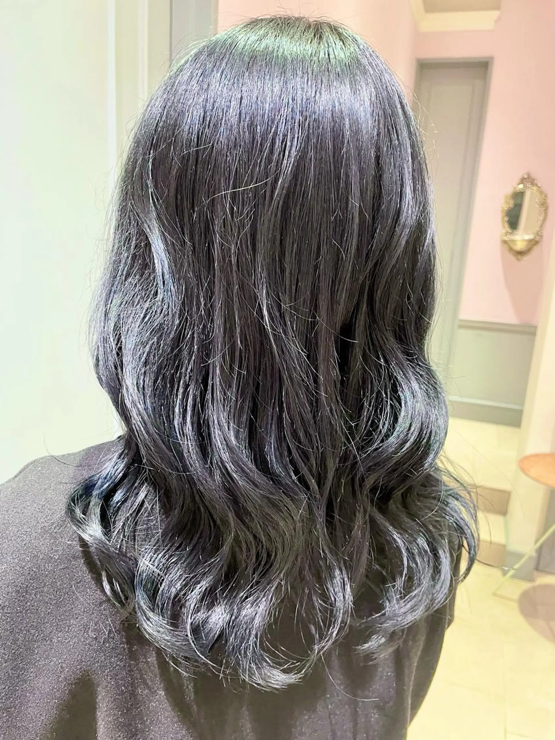 セミロング カットモデル ヨネダのヘアスタイル