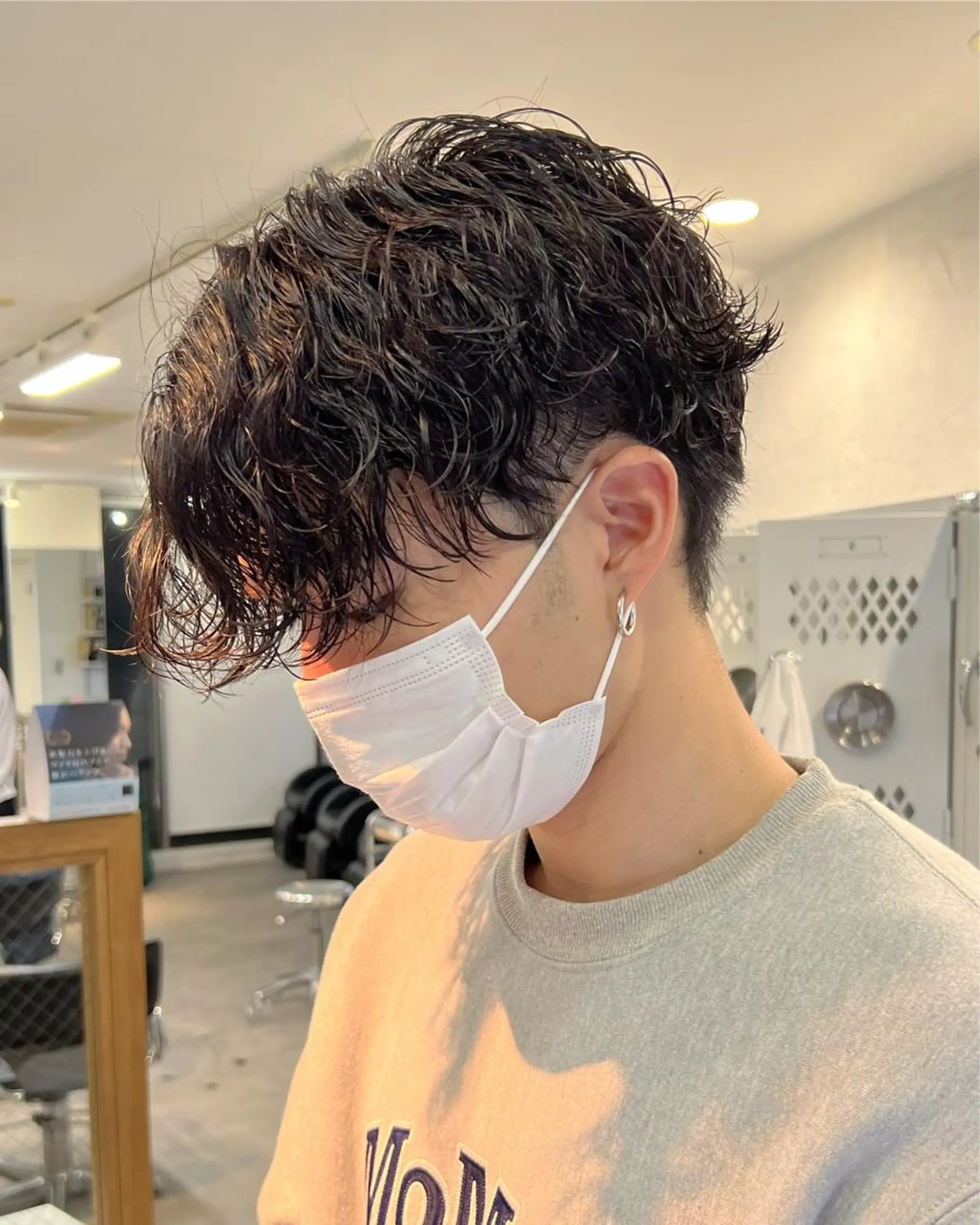 カラー パーマ ヘアアレンジ メンズ キッズ ネイル マツエク・マツパ アイブロウ センターパート 波巻きパーマ ショートヘア原宿 fifth コシのヘアスタイル