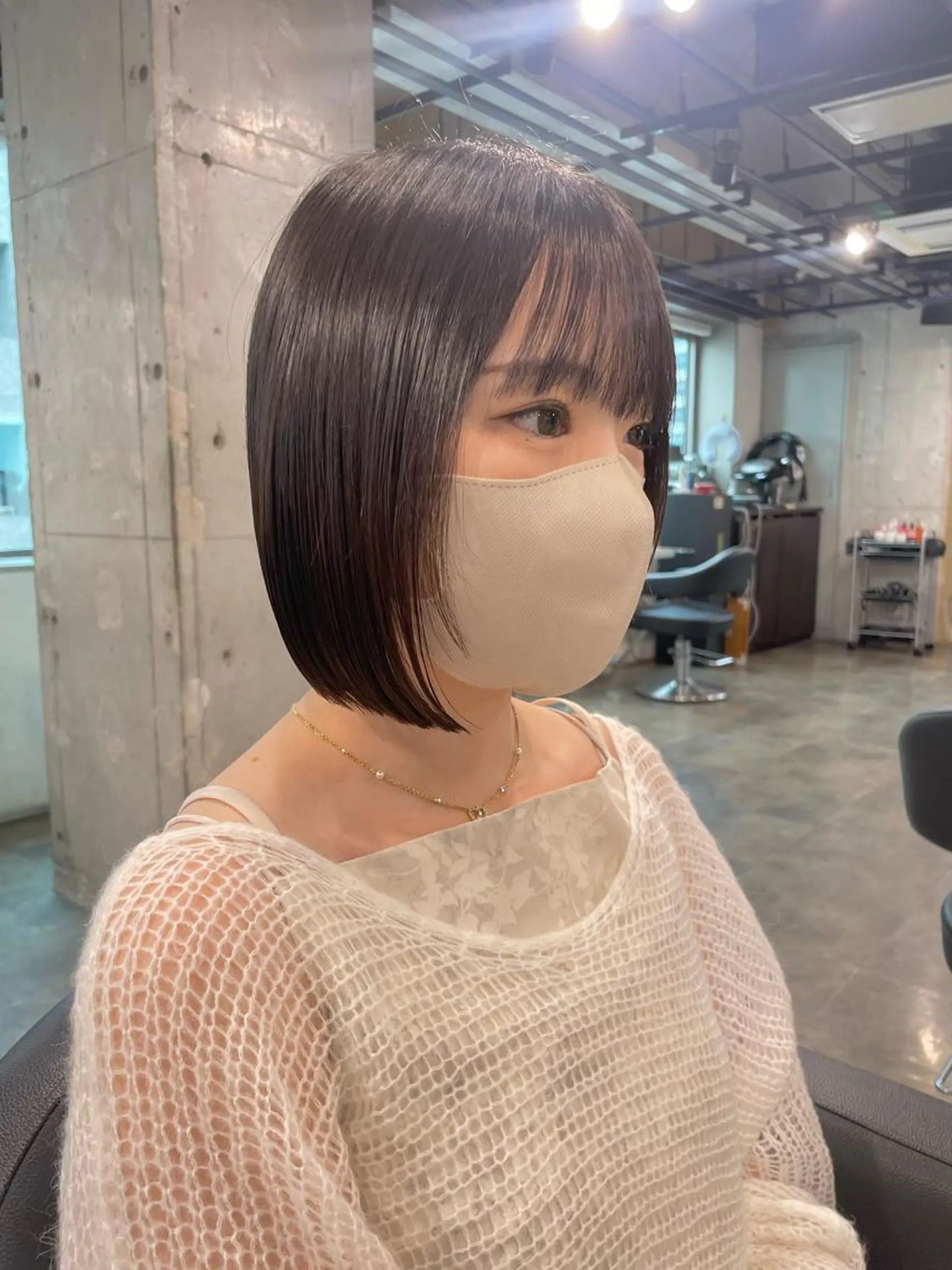 ショート カラー パーマ ヘアアレンジ メンズ キッズ ネイル マツエク・マツパ アイブロウ ボブ 透明感カラー・レイヤ ー🎀amika🎀のヘアスタイル