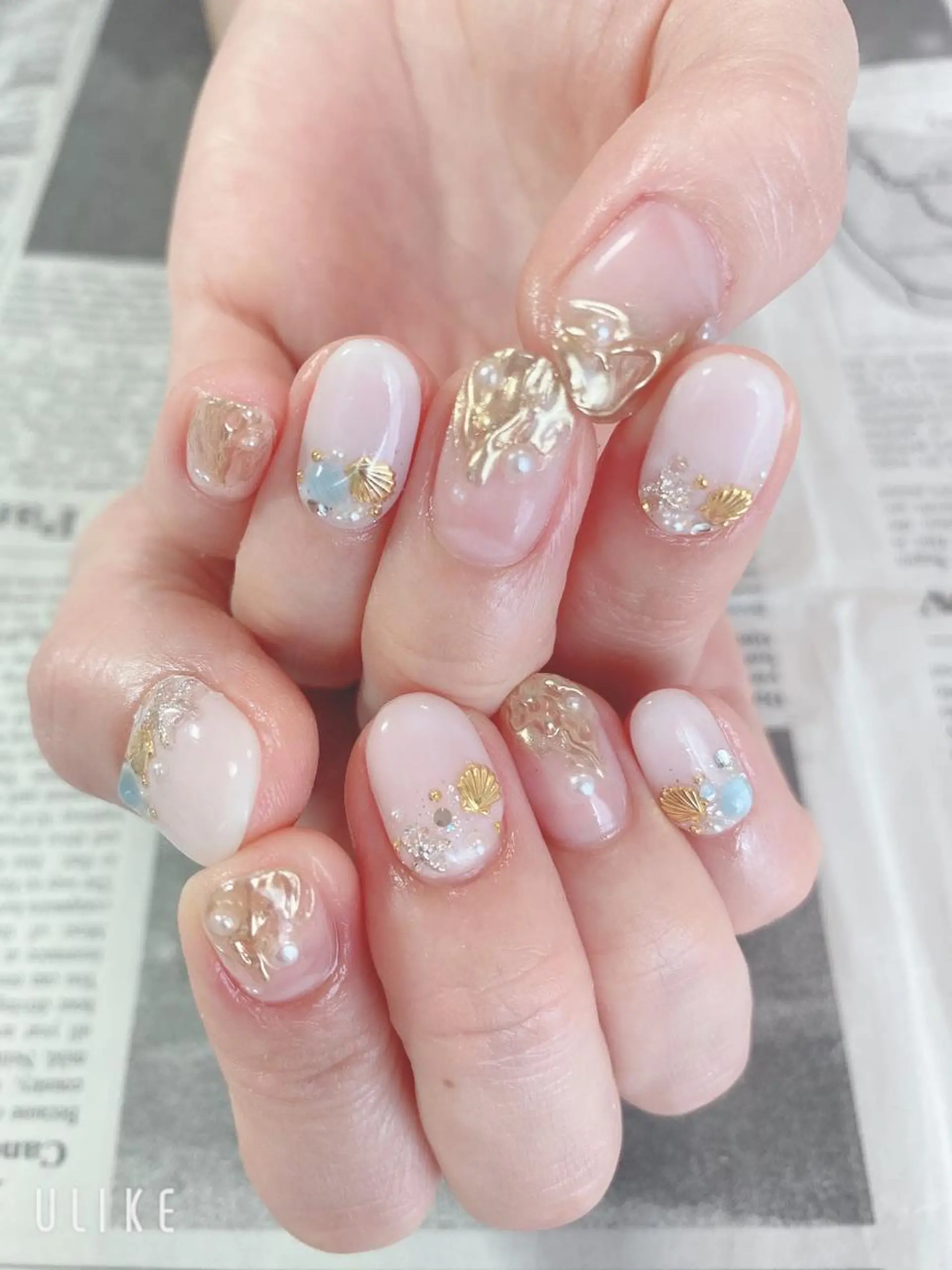 ネイル ミラーネイル ハンドネイル ハンドケア 森山 舞のネイルデザイン