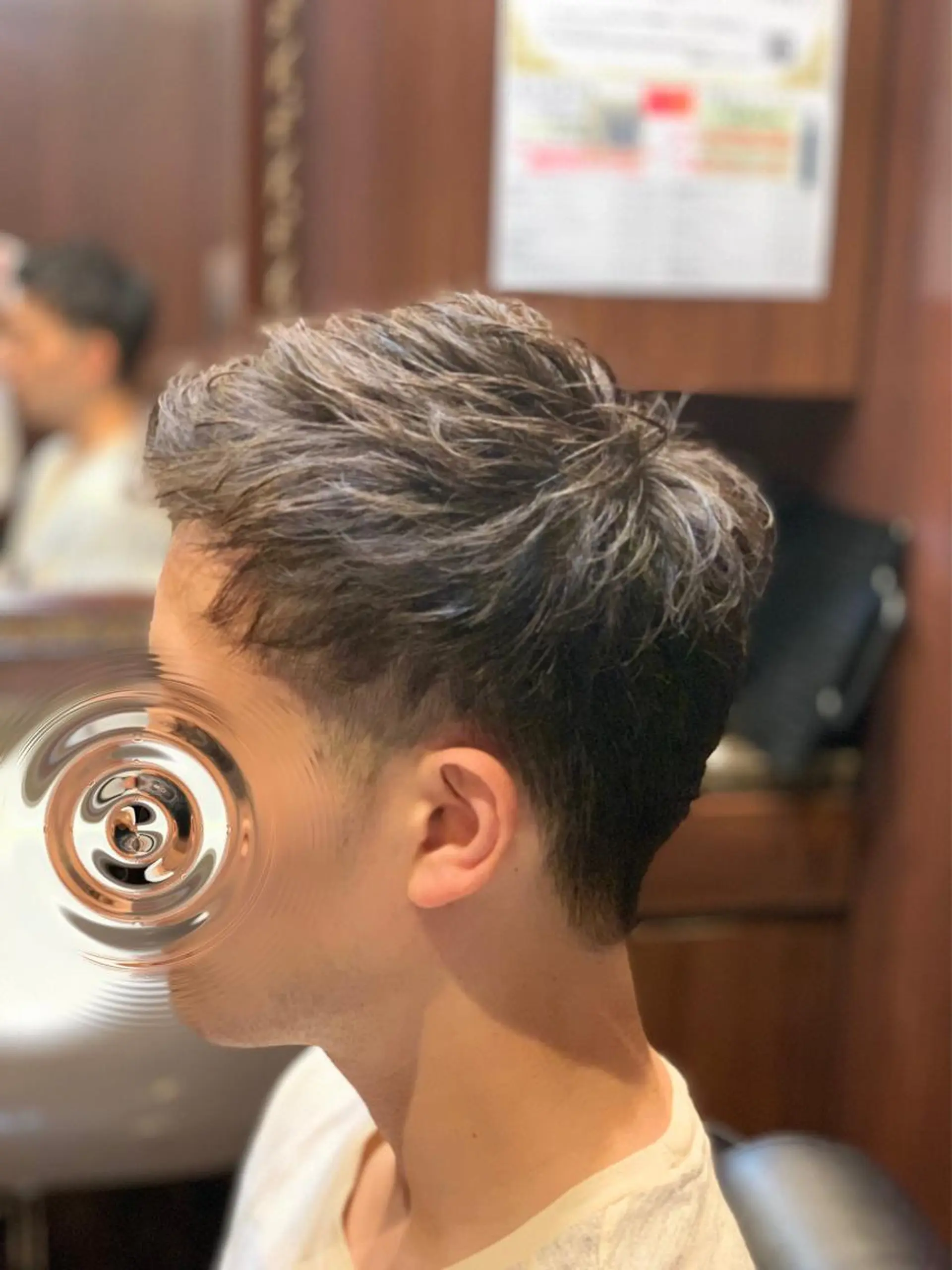 ショート 岡本 耕太郎のヘアスタイル