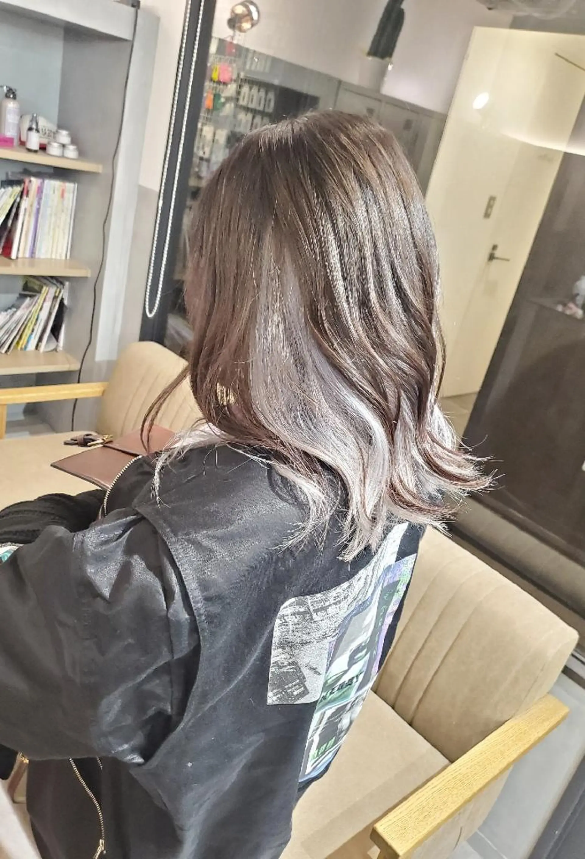 セミロング ヘアカラー トリートメント ✨本日空きあります✨ 遠田コウヘイ🌟のヘアスタイル