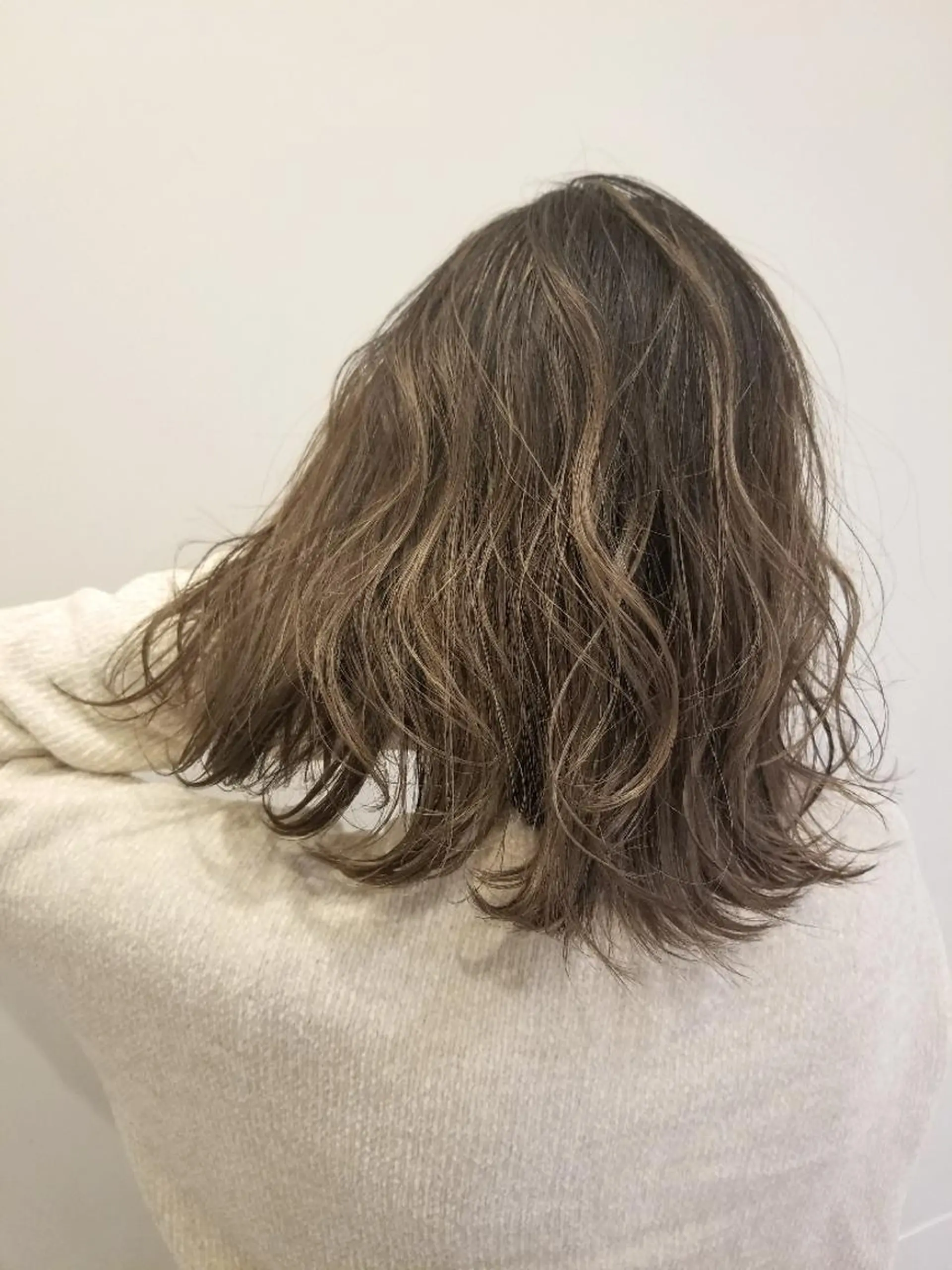 ミディアム カラー カット シールエクステ♦️ レイヤー♦️福田晃大のヘアスタイル