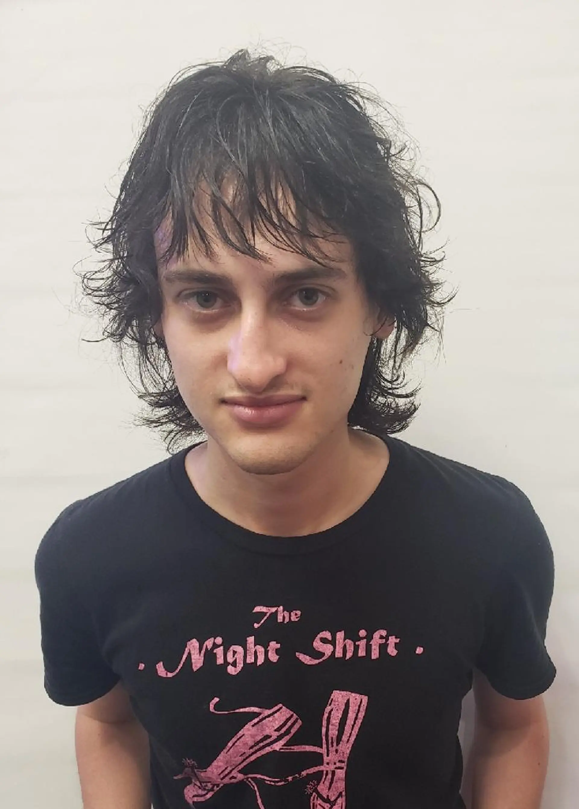 ミディアム レイヤーカット Backbocker所属・ハイトーン/ブリーチ /デザインカラーのヘアスタイル