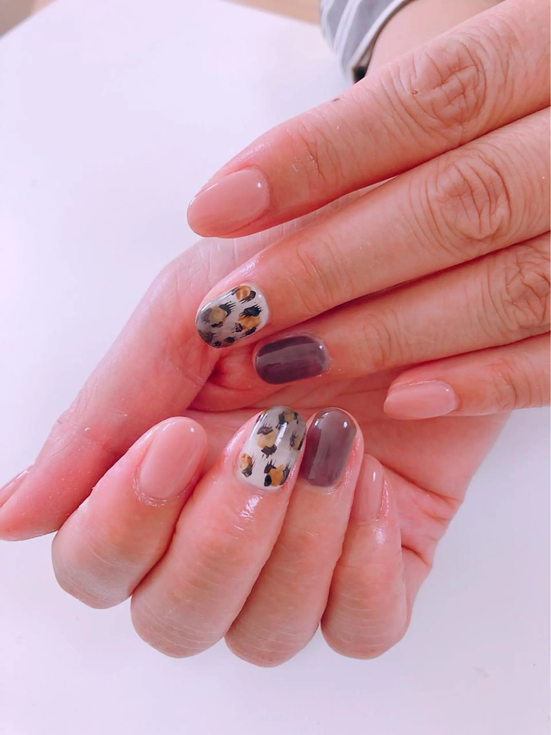 ネイル アートネイル 長さ出し フットネイル グリーン ニュアンスネイル Lily Roseスタッフ一同のマツエク・マツパデザイン