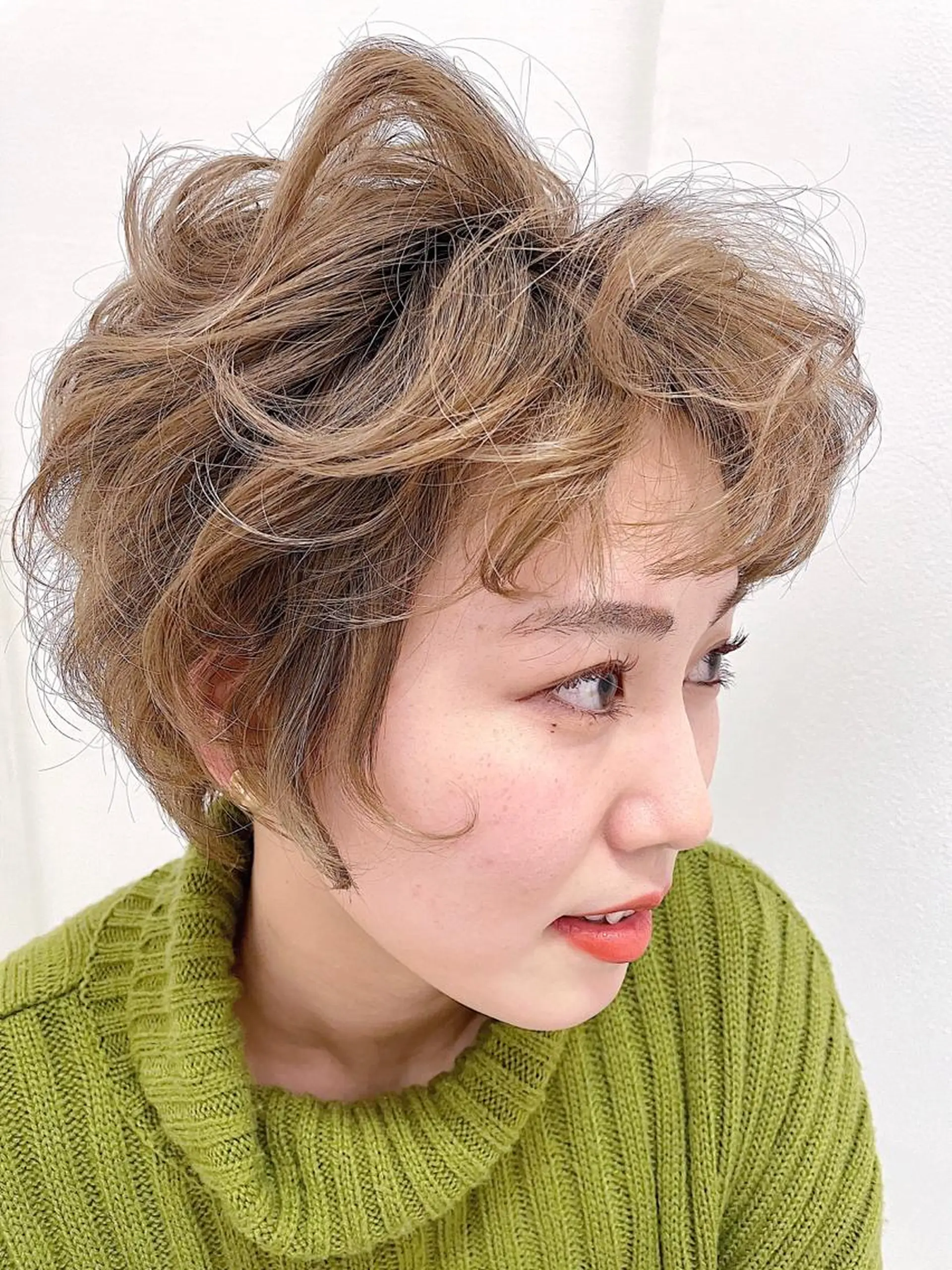ショート Maria Satoのヘアスタイル