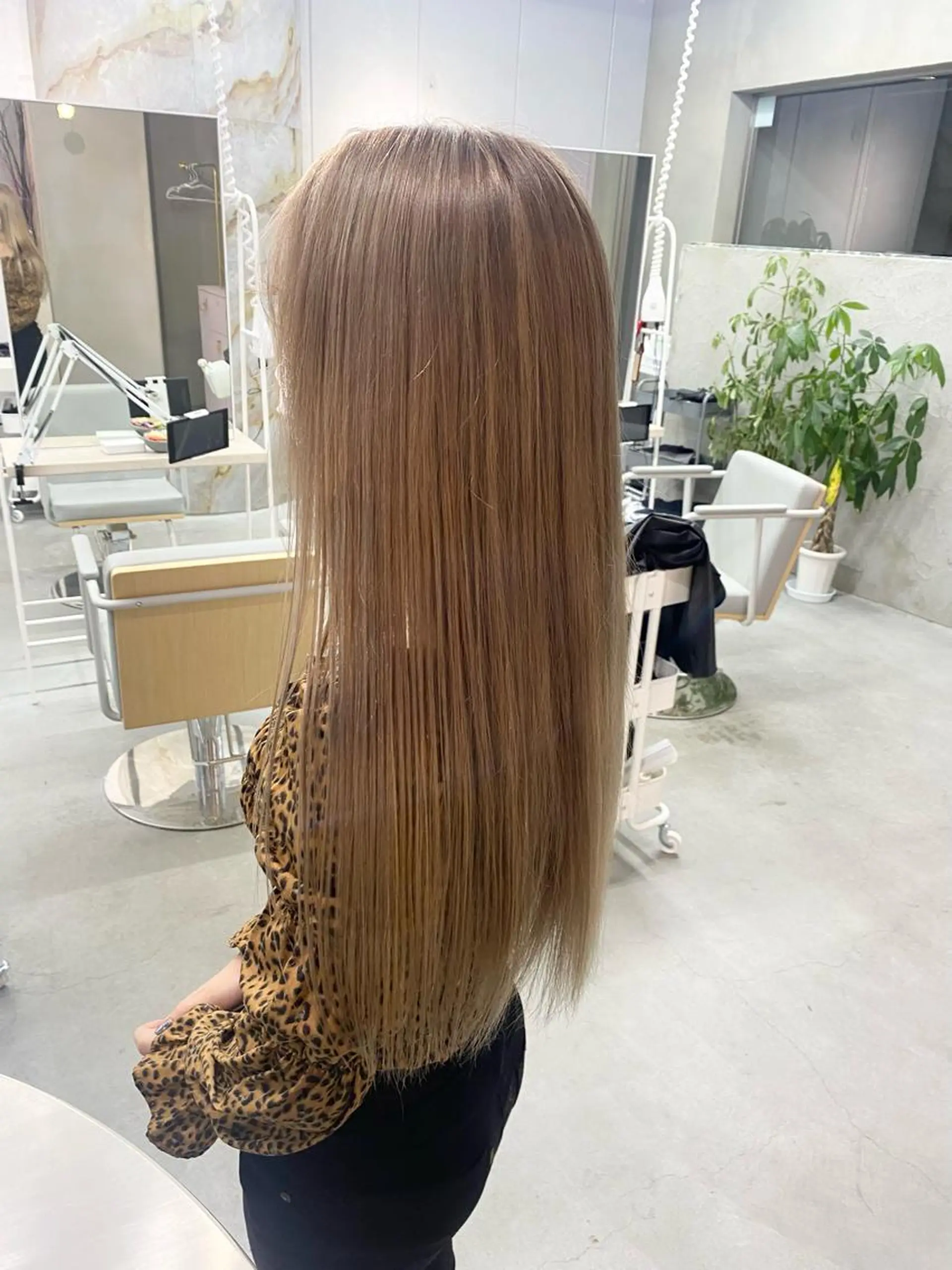 ロング qulim所属・前橋 姫奈のヘアスタイル