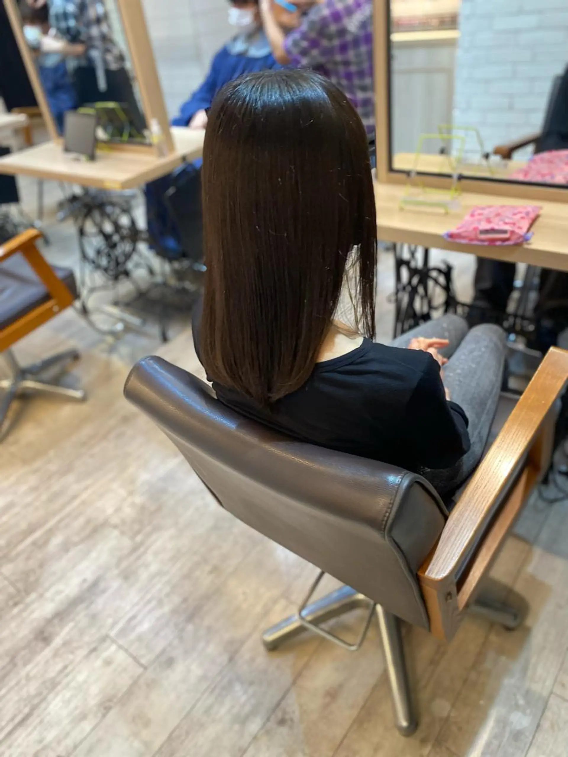 セミロング カラー ヨシダ フミノリのヘアスタイル