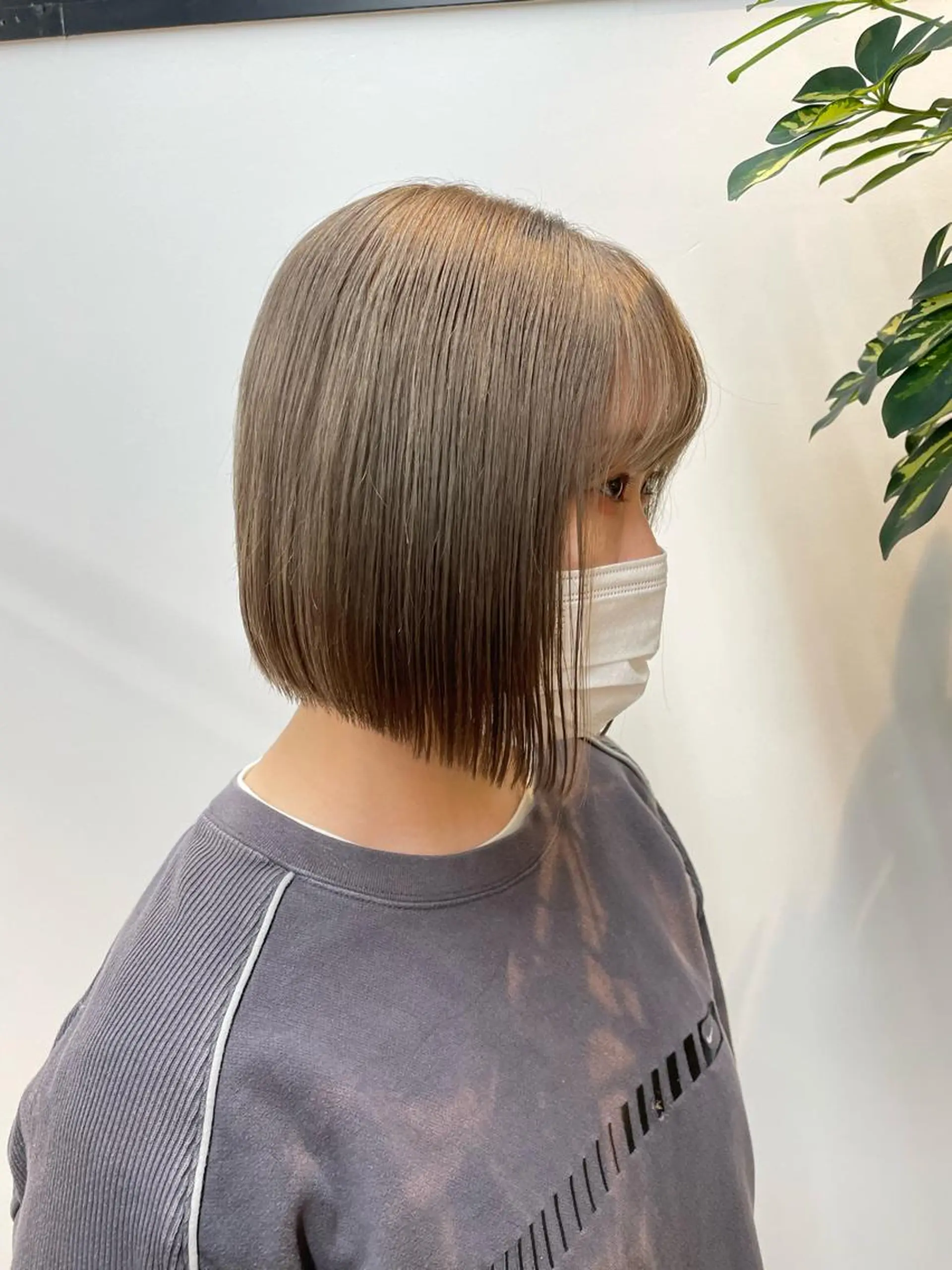 ミディアム カラー yuika .のヘアスタイル