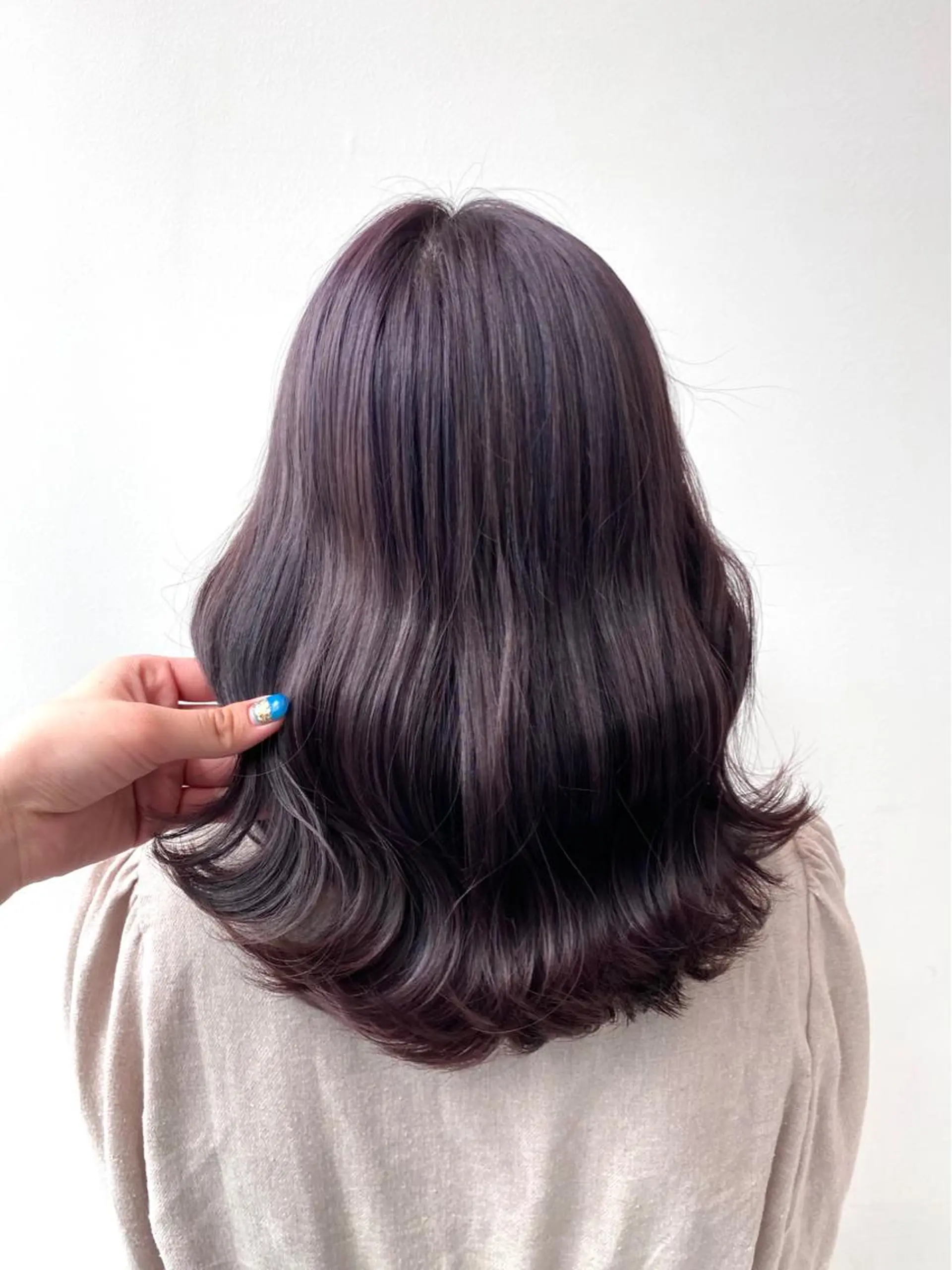 ミディアム カラー momo所属・メンズヘアメイク 🩵Mayuki🩵のヘアスタイル