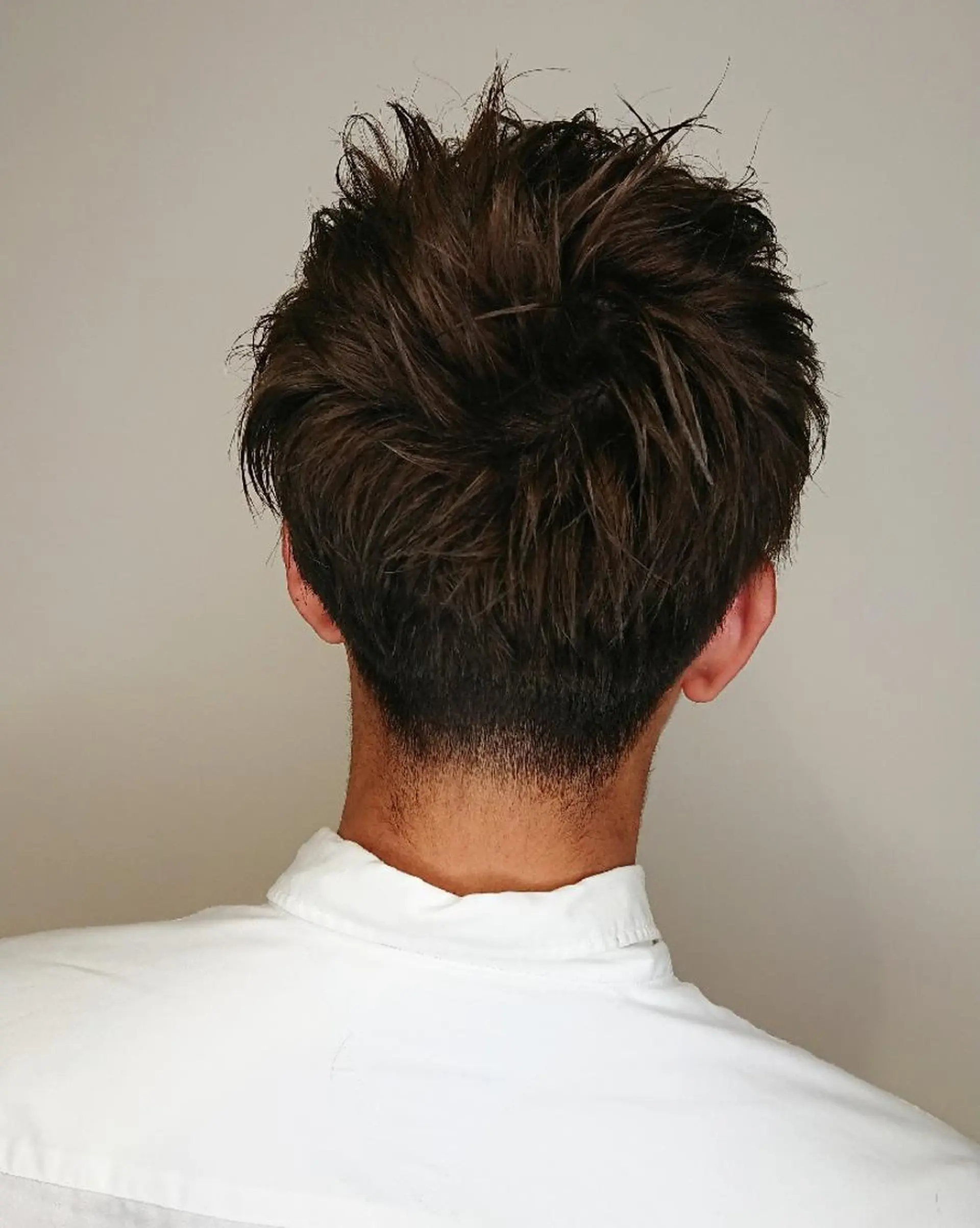 メンズ カラー パーマ ヘアアレンジ カット ヘアカラー ブリーチ/ヘアケア/ 艶髪/イギチハルのヘアスタイル