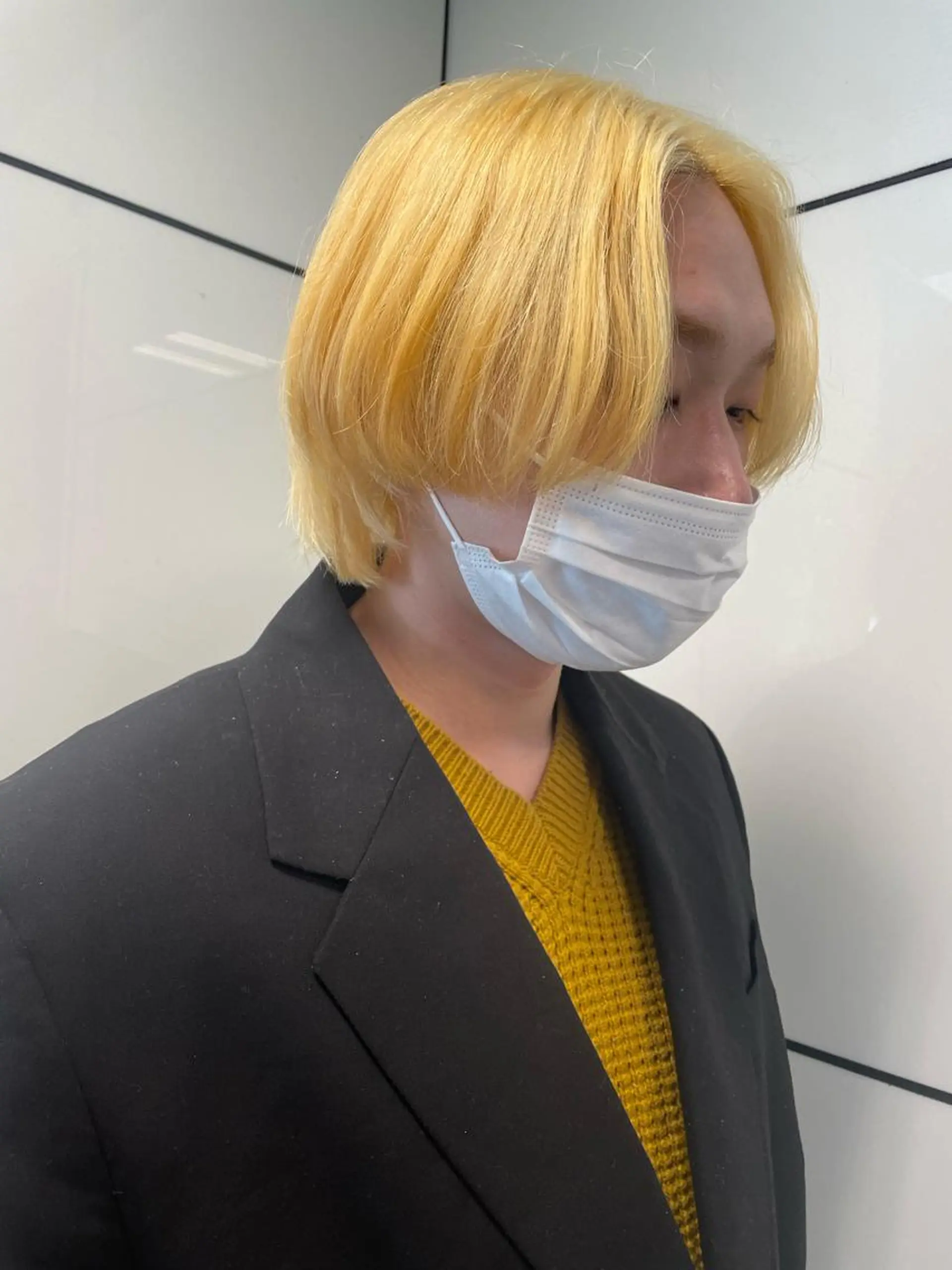 カラー メンズ メンズハイトーン 学生（メンズ向け） ハイトーンカラー 学生 ヘアカラー メンズ/艶髪/カラー サクラ🌸のヘアスタイル