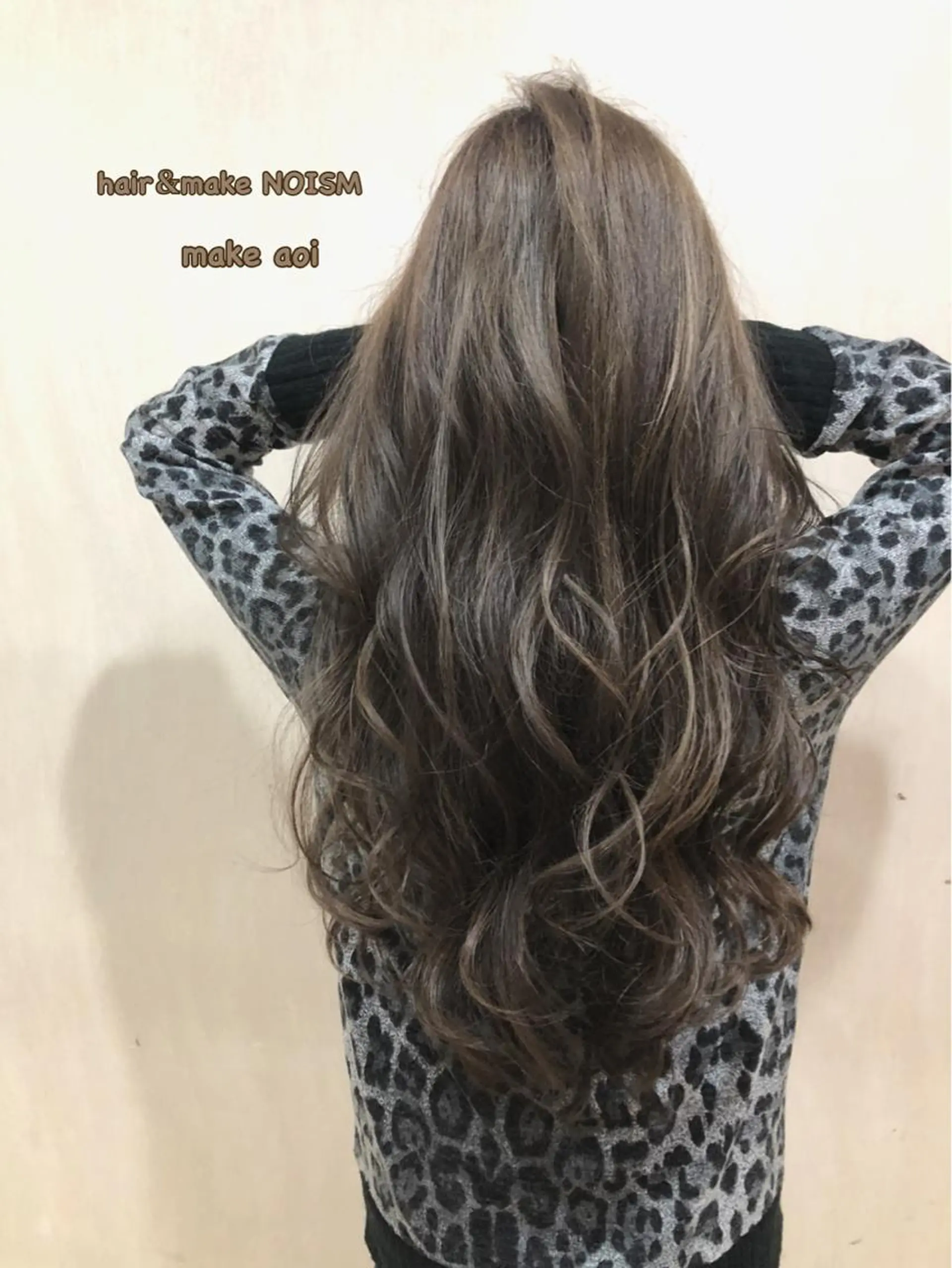 ロング ハイライト ヘアカラー 西藤 葵のマツエク・マツパデザイン